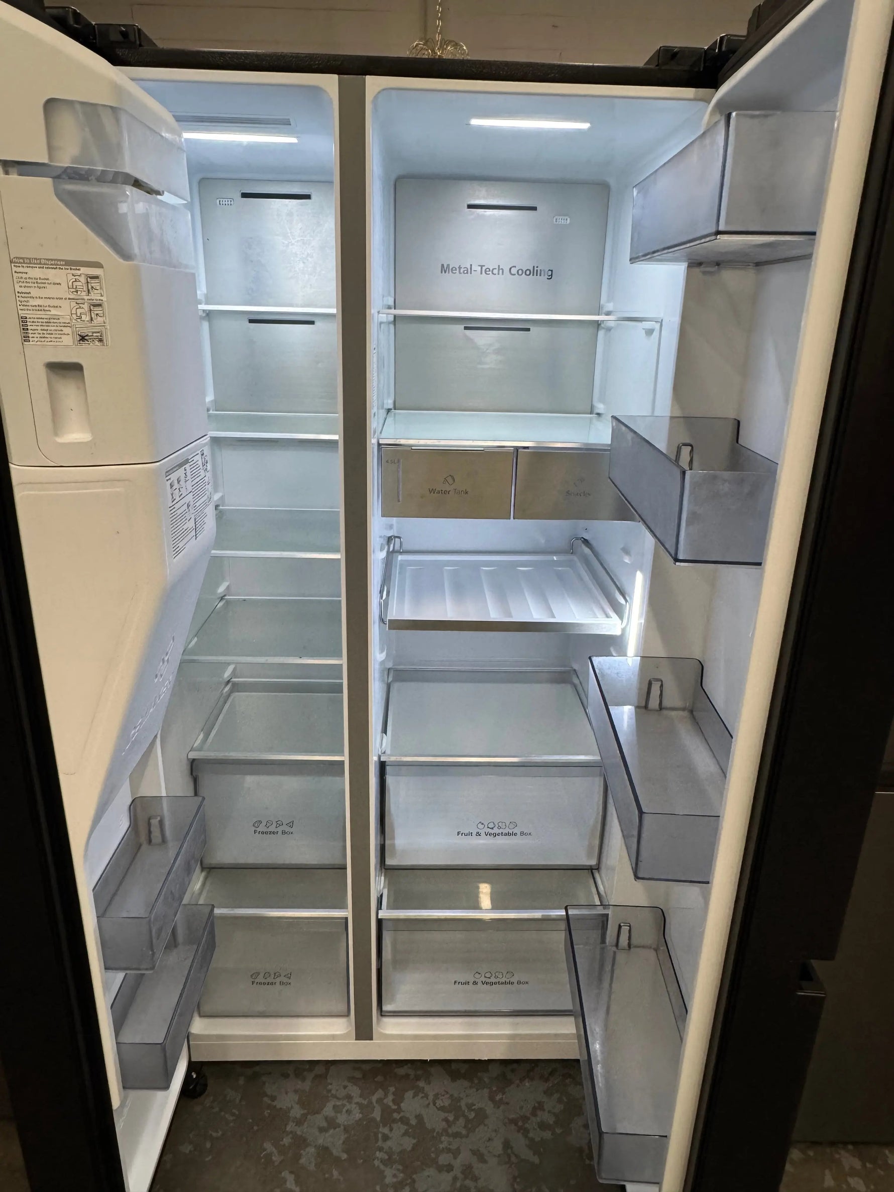 Refurbished Hisense 632 litres fridge freezer | SYDNEY