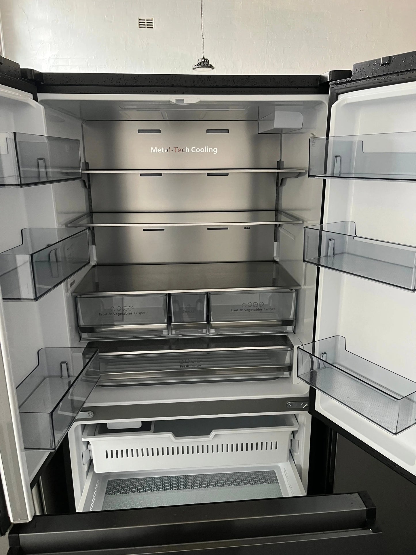Refurbished Hisense 634 Litres Fridge Freezer | ALEXANDRIA