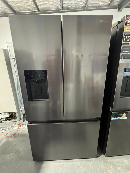 Refurbished Hisense 634 litres fridge freezer | PERTH