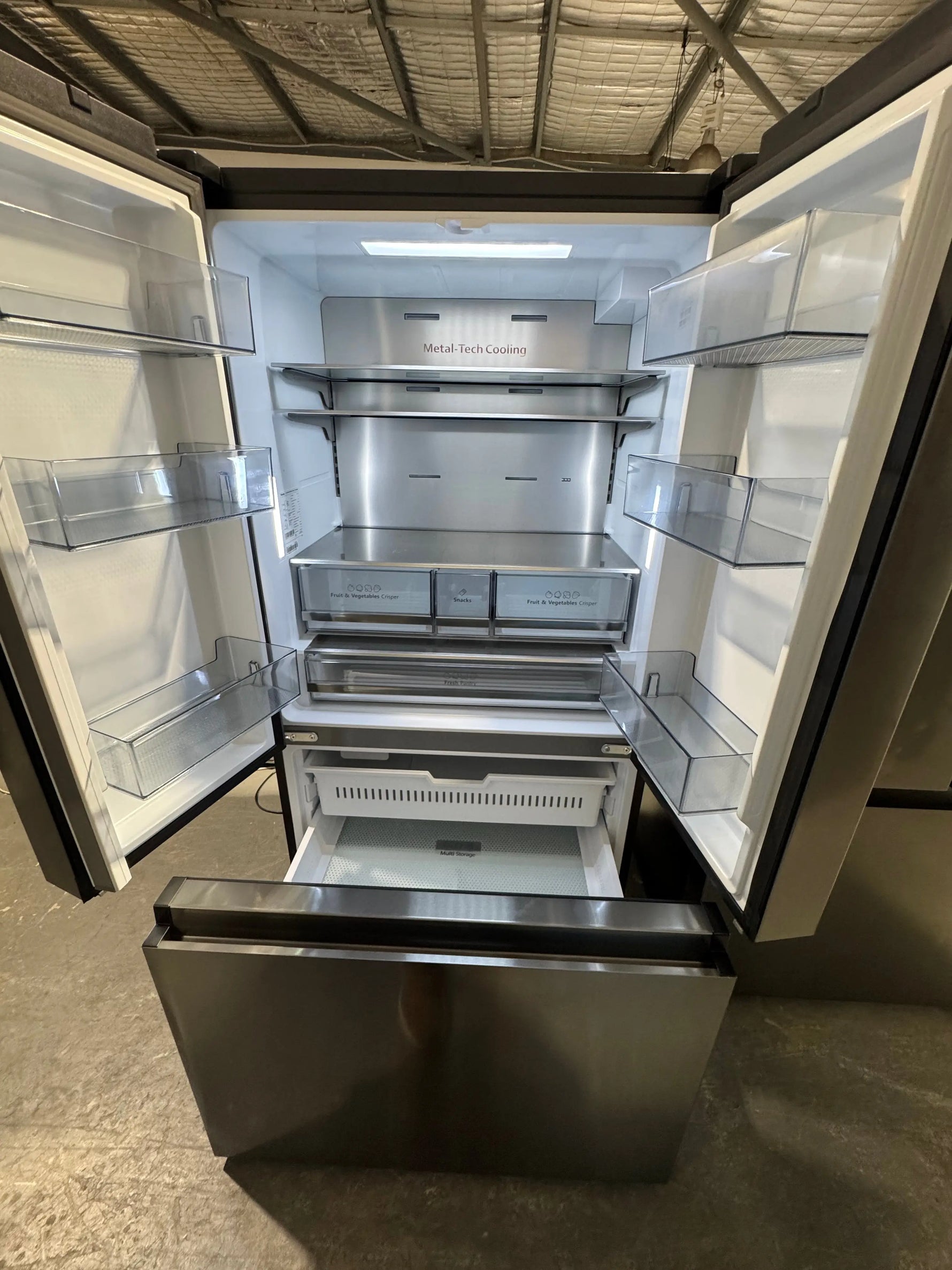 Refurbished Hisense 634 litres fridge freezer | PERTH