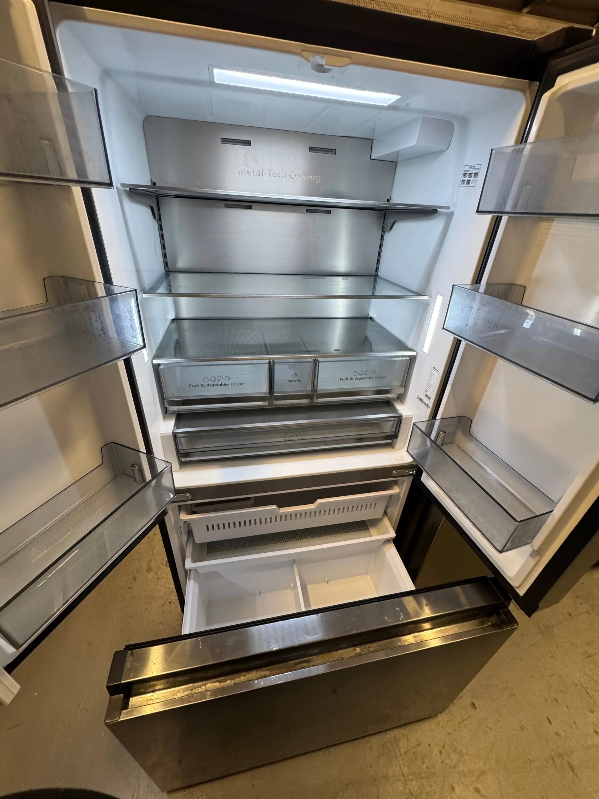 Refurbished Hisense 634 litres fridge freezer | SYDNEY