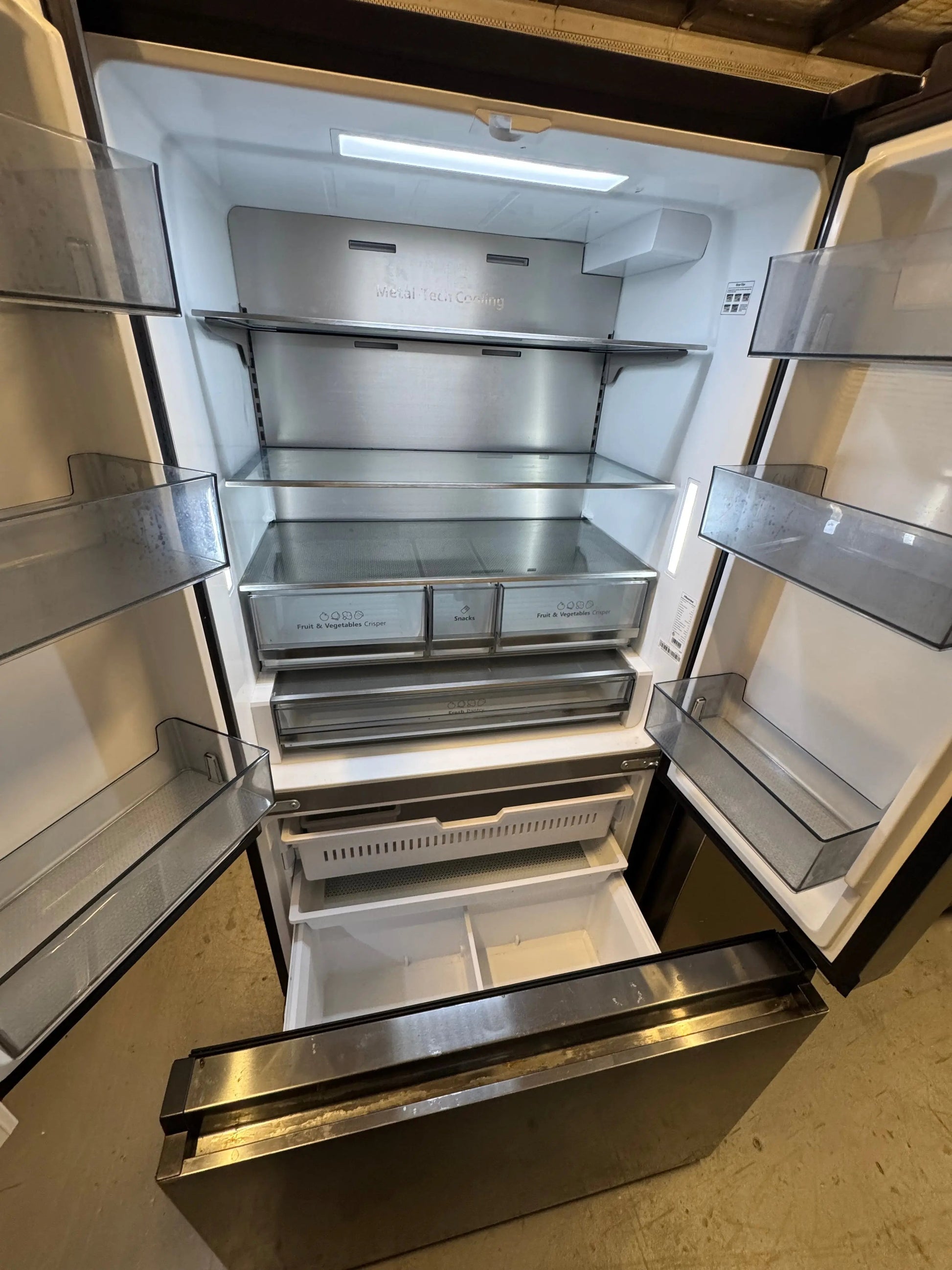 Refurbished Hisense 634 litres fridge freezer | SYDNEY