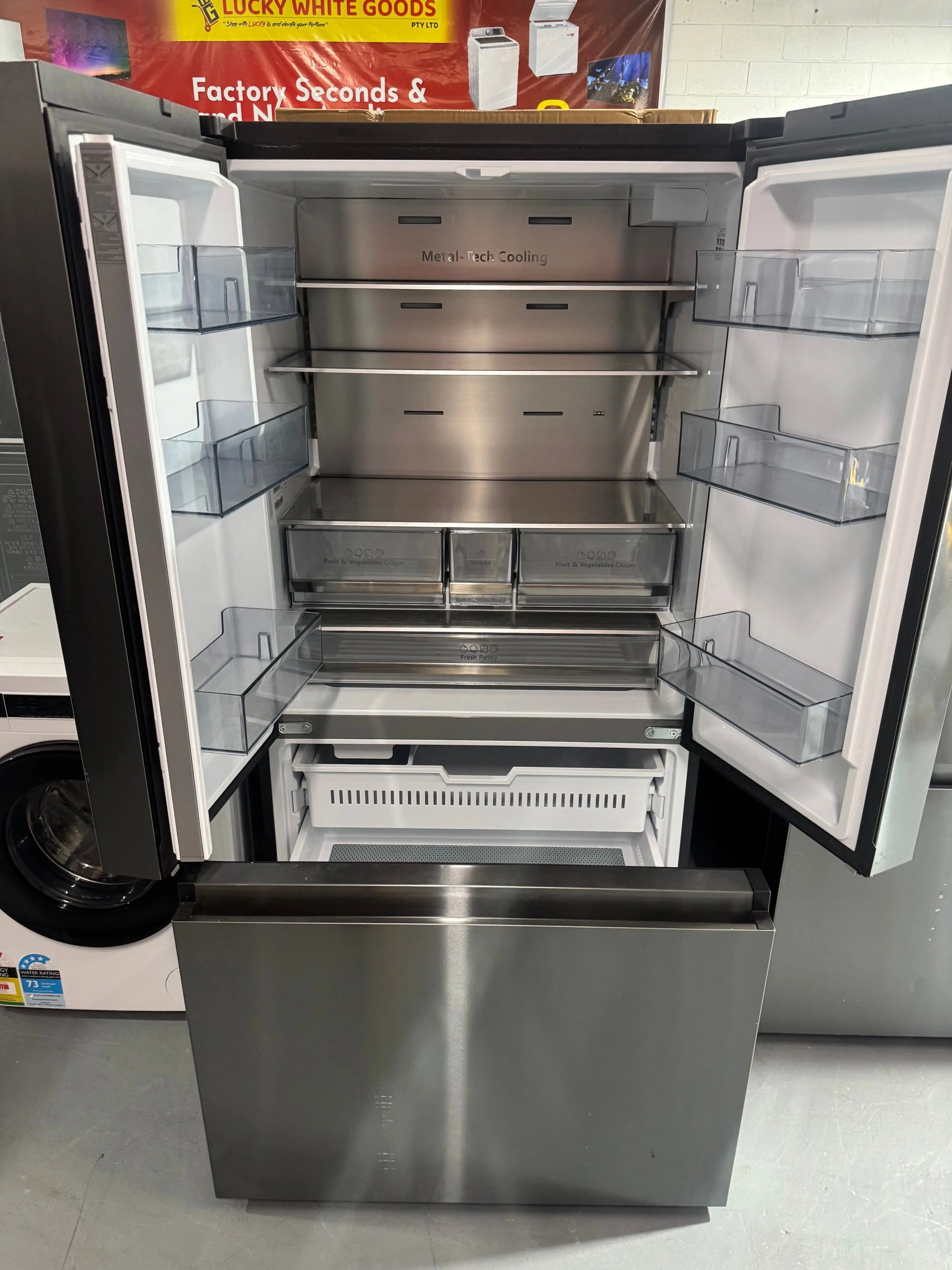 Refurbished Hisense 634L French Door Fridge with Plumbed Water Black Stainless Steel HRFD634BW And CHIQ 8kg Washing Machine Combo | SYDNEY