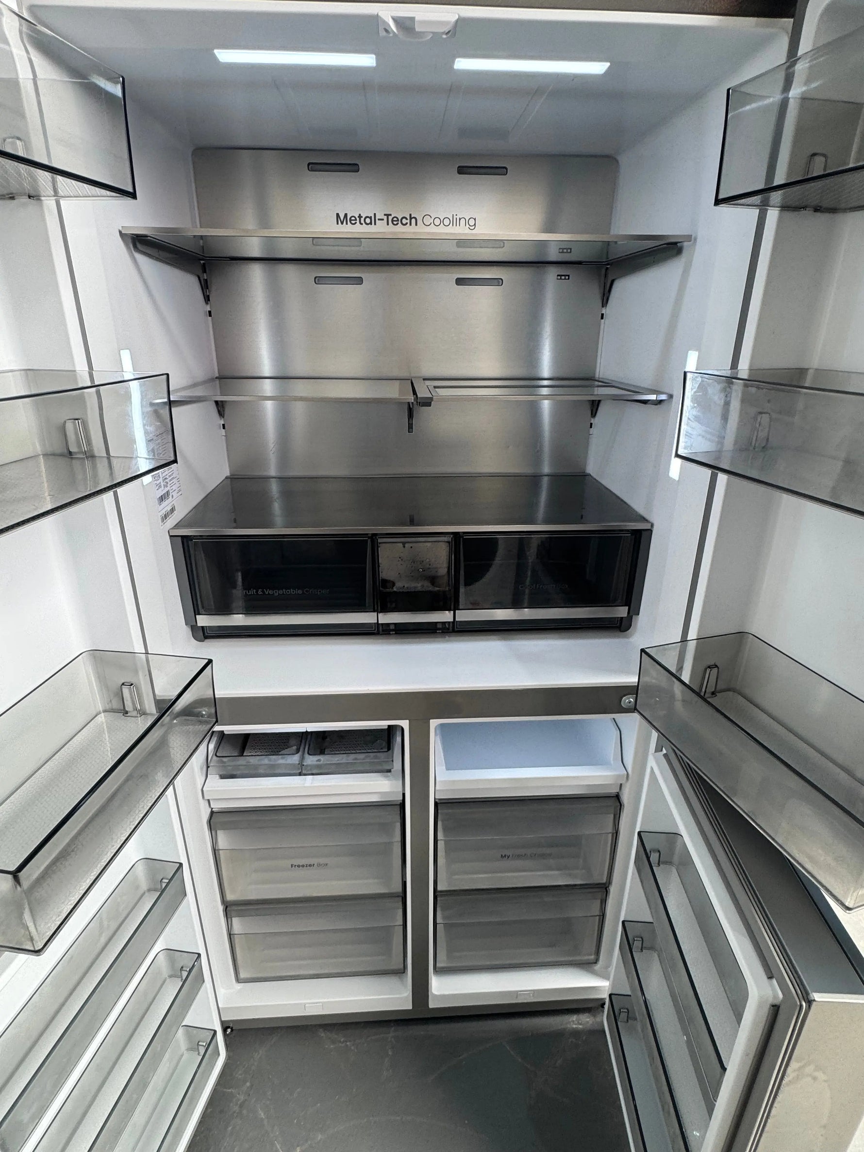 Refurbished Hisense 640 litres fridge freezer | PERTH