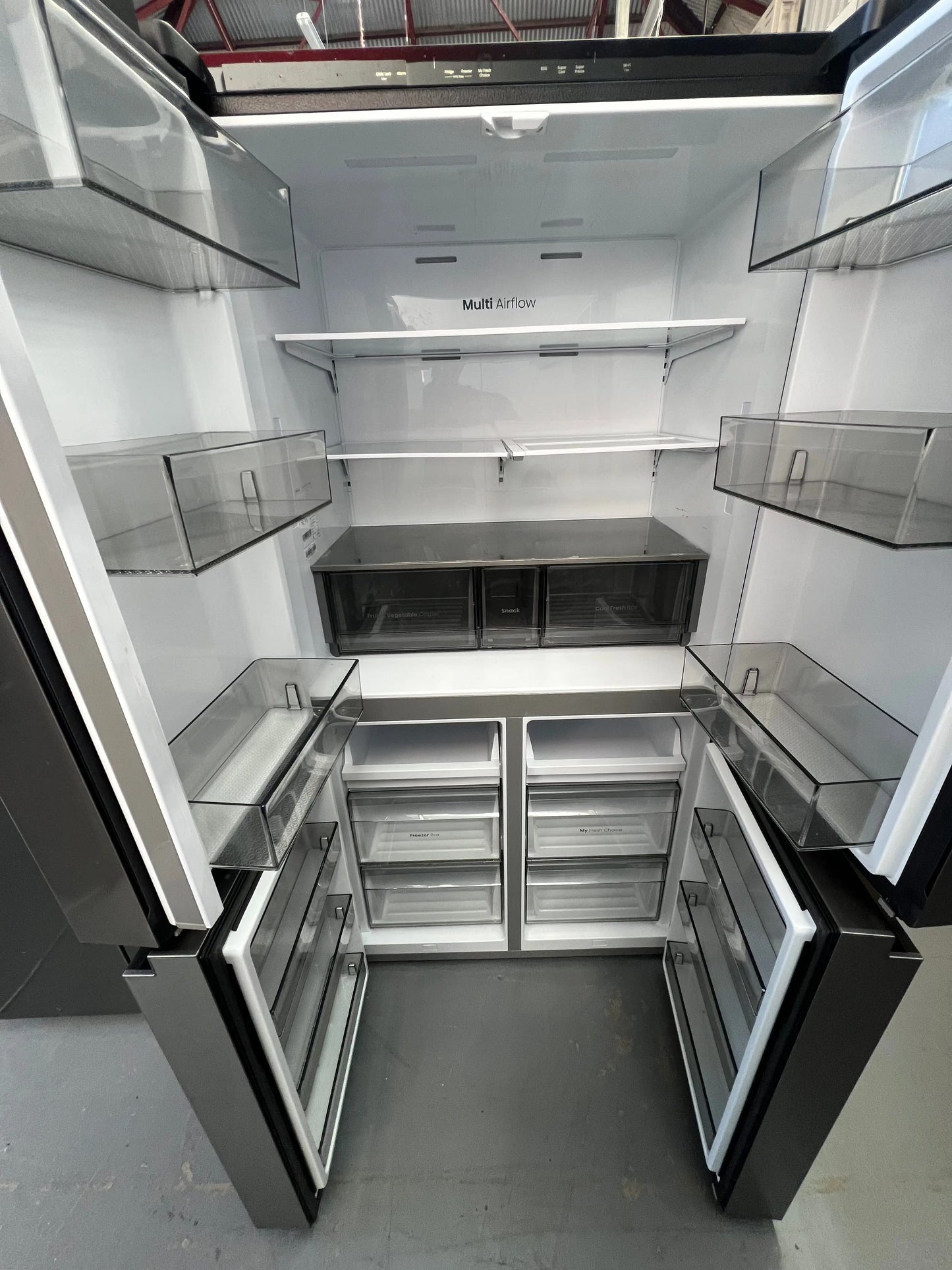 Refurbished Hisense 647 Litres Fridge Freezer HRCD640TB | ADELAIDE