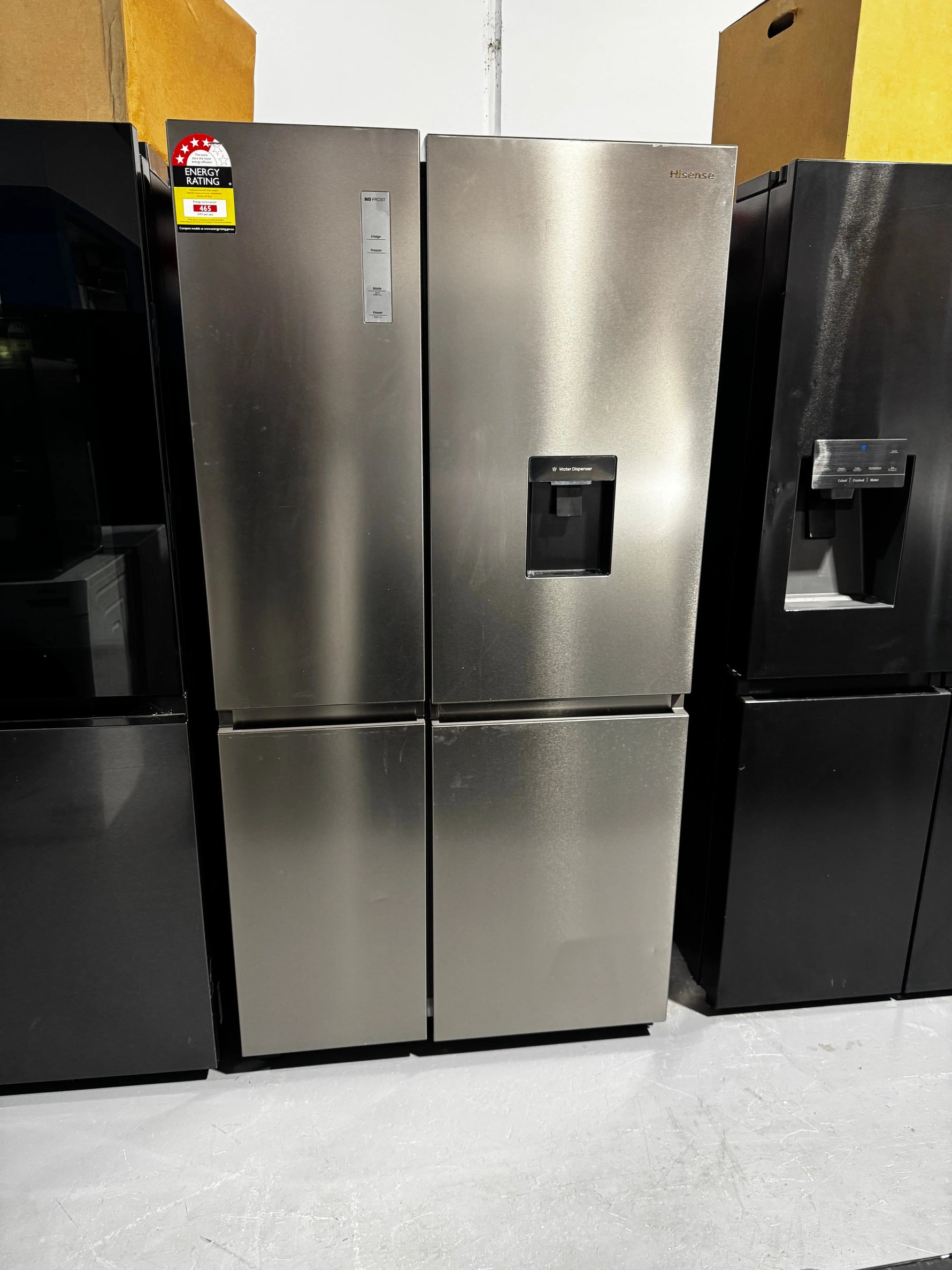 Refurbished Hisense 649 litres fridge freezer | PERTH