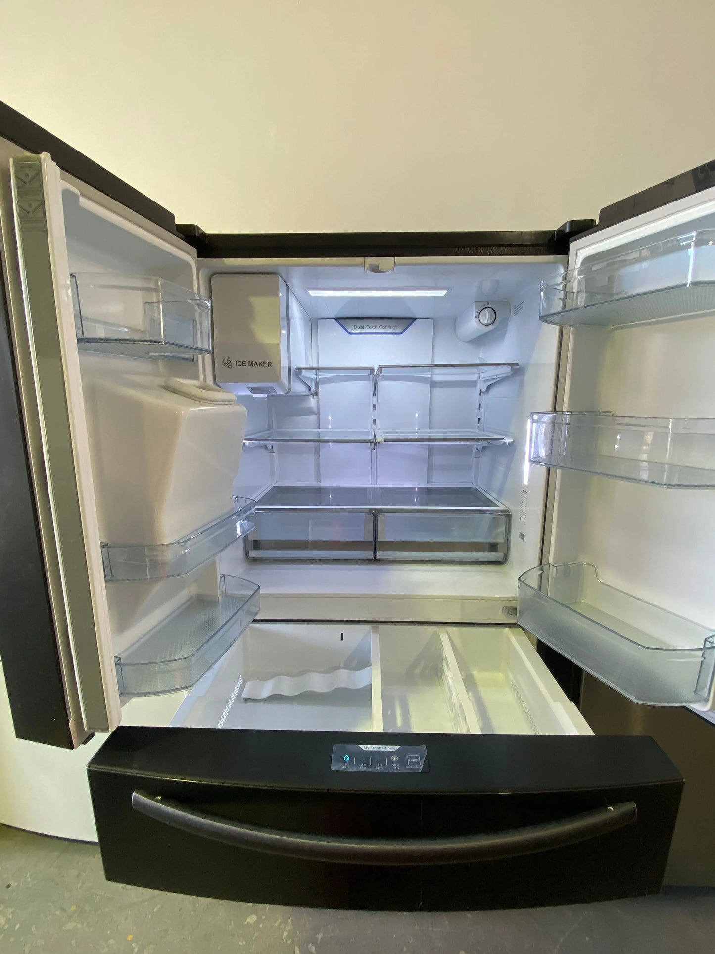 Refurbished Hisense 701 Litres Fridge Freezer | PERTH