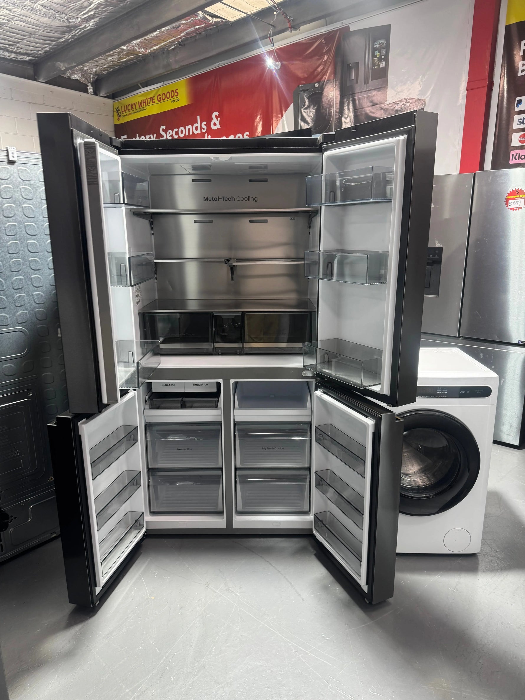 Refurbished Hisense HRCD640TBW 640L French Door Fridge (Dark Stainless Steel) And CHIQ 8kg Washing Machine Combo | SYDNEY