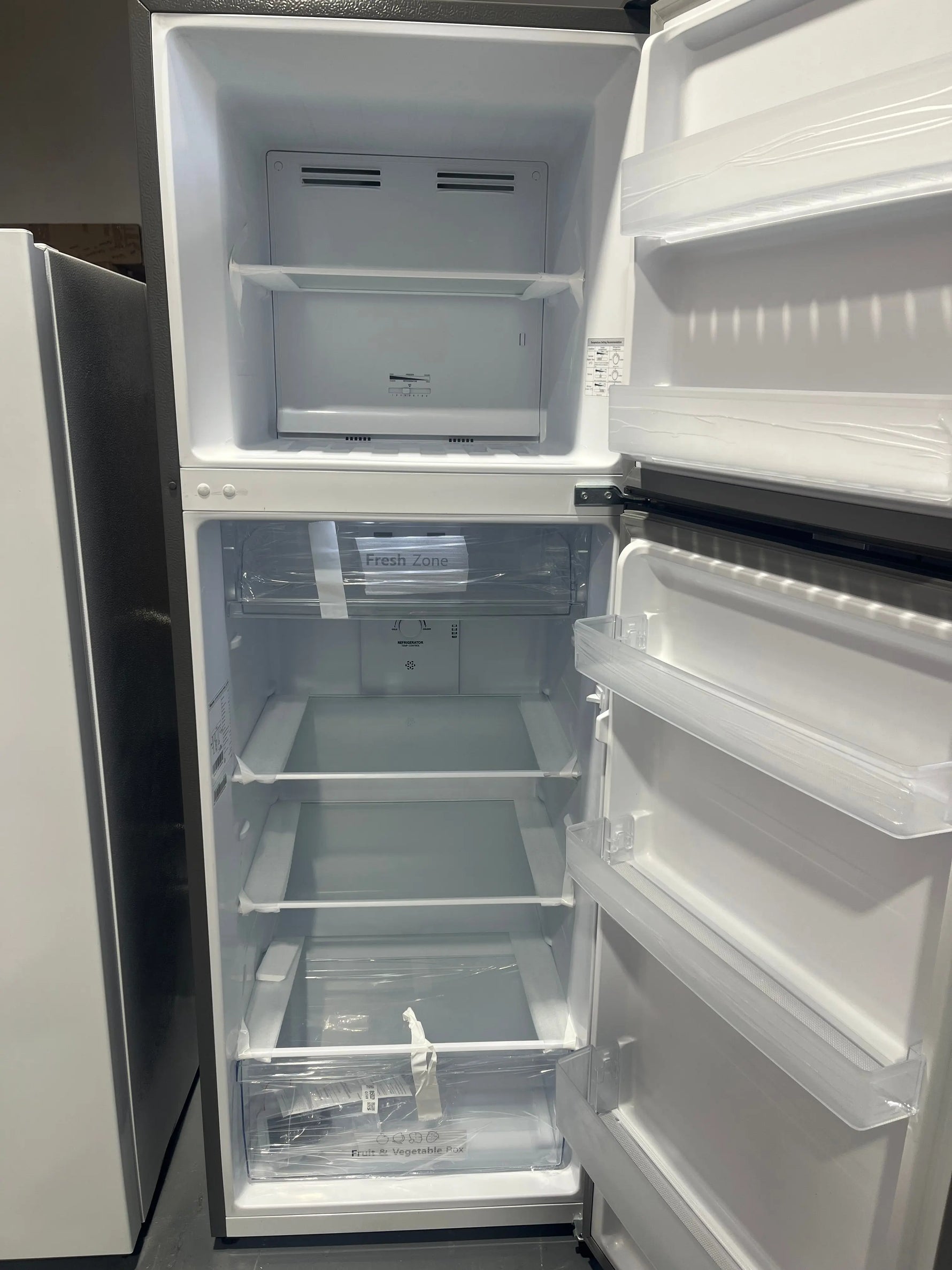 Refurbished Hisense HRTF325S 326L Top Mount Refrigerator – Frost Free Inverter Fridge with Multi Airflow | ALEXANDRIA