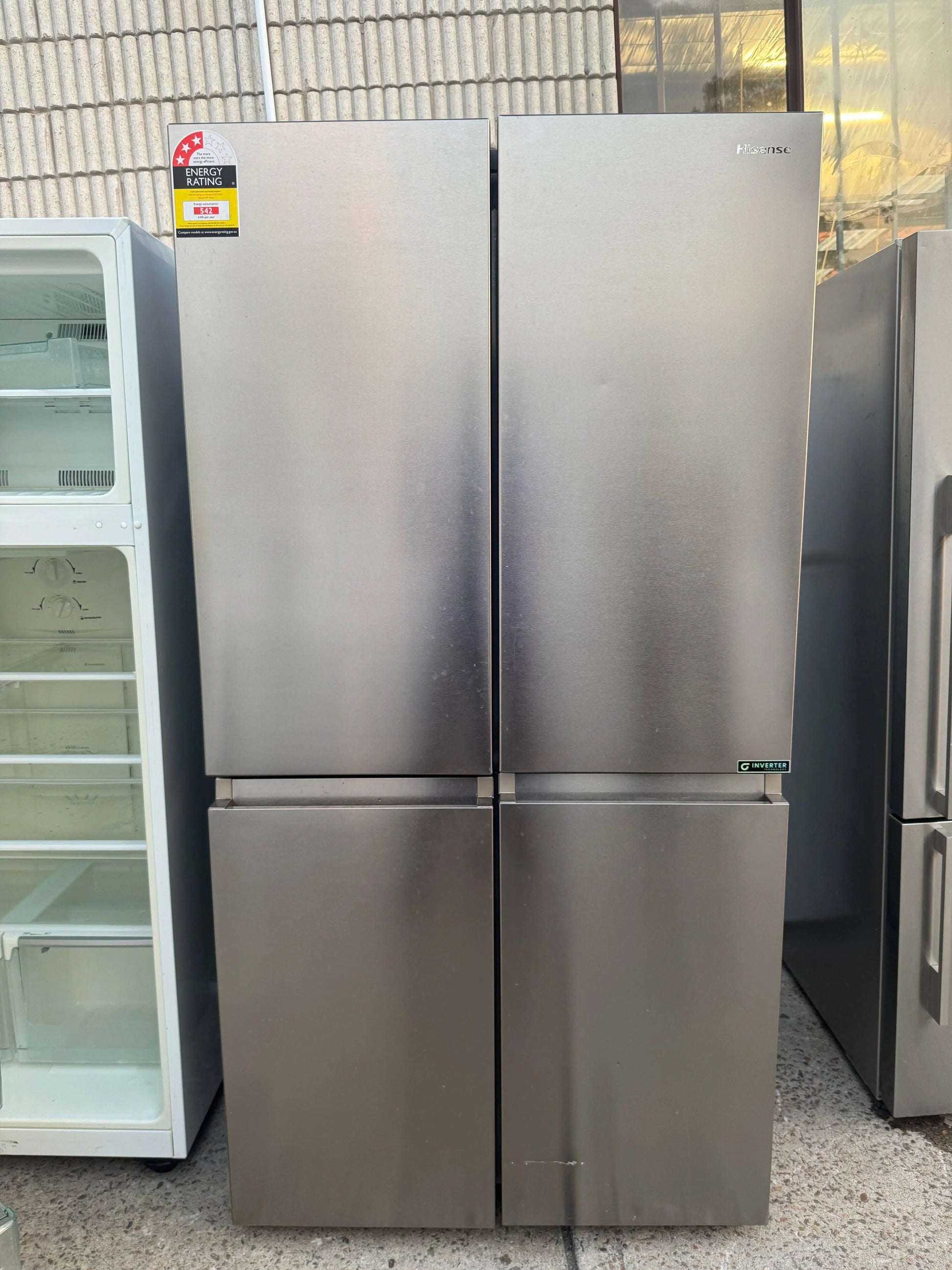 Refurbished Hisense fridge freezer 609 L | SYDNEY