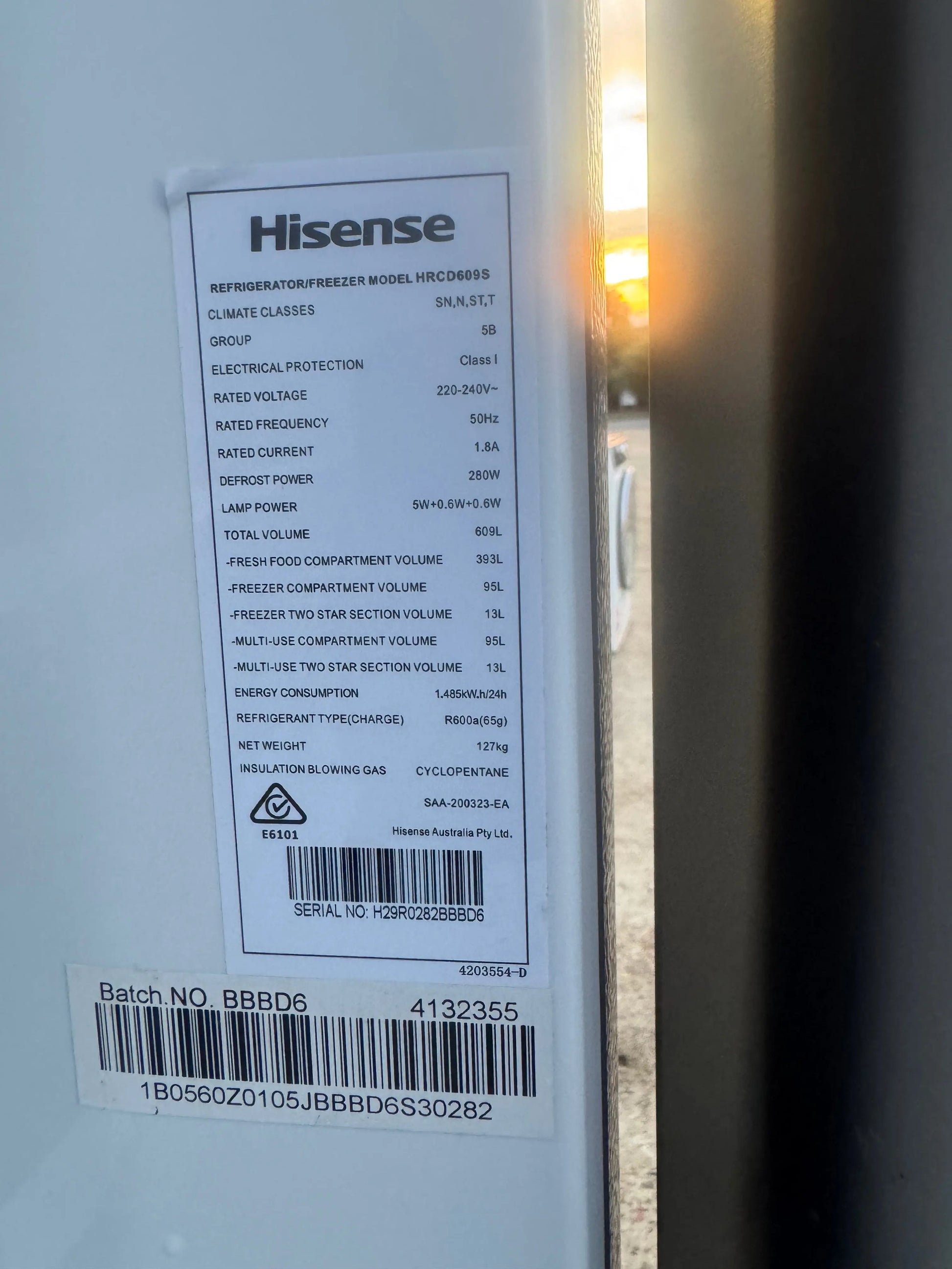 Refurbished Hisense fridge freezer 609 L | SYDNEY