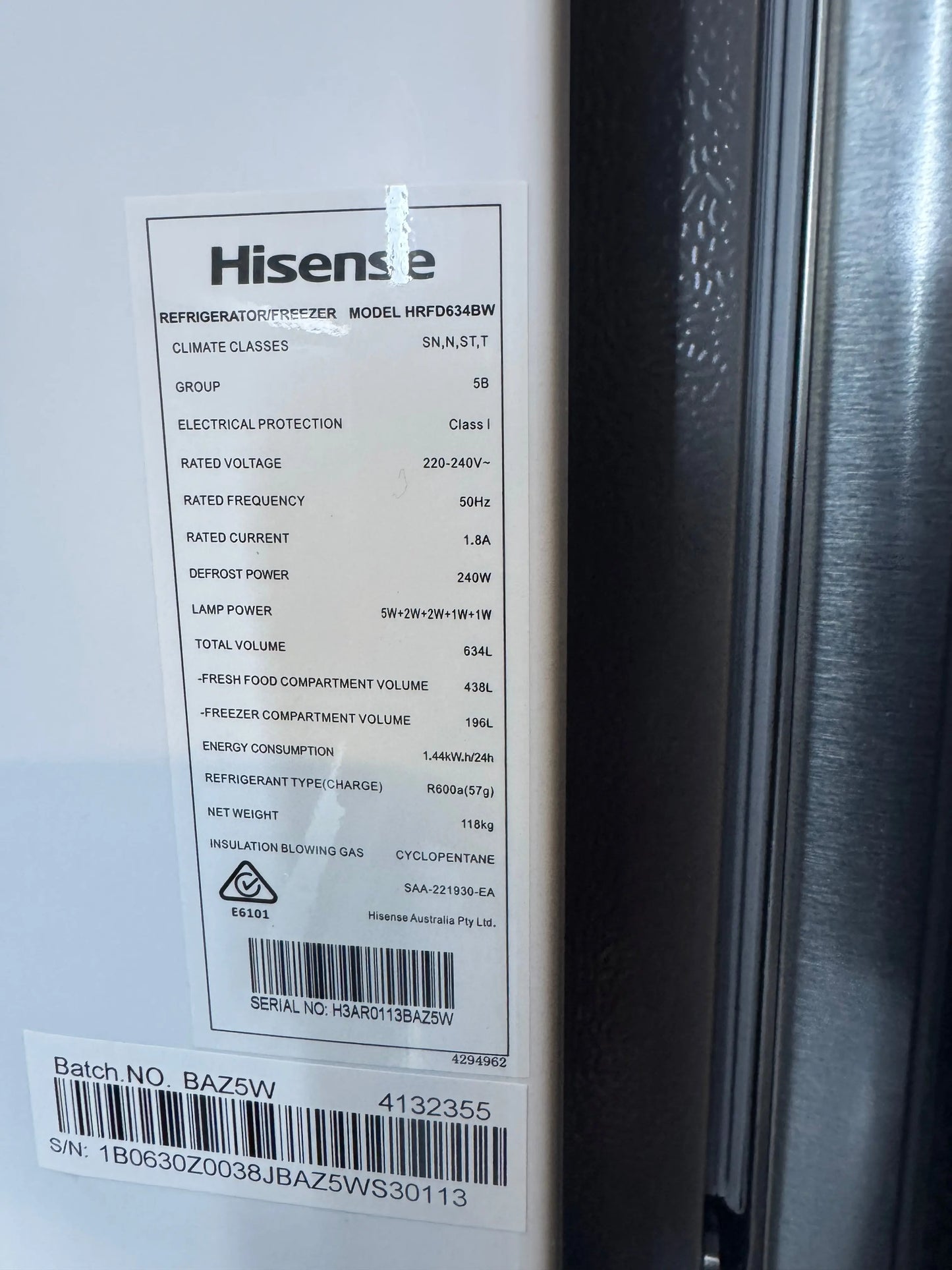 Refurbished Hisense fridge freezer 634 L | SYDNEY