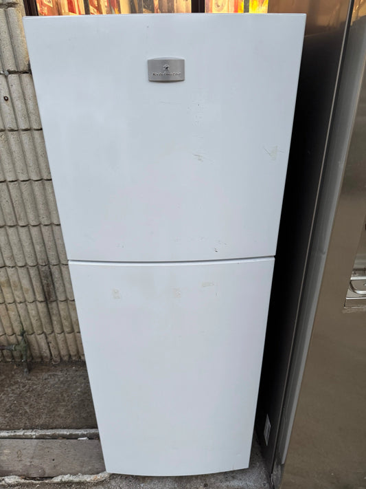 Refurbished Kelvinator 245L Fridge Freezer | SYDNEY