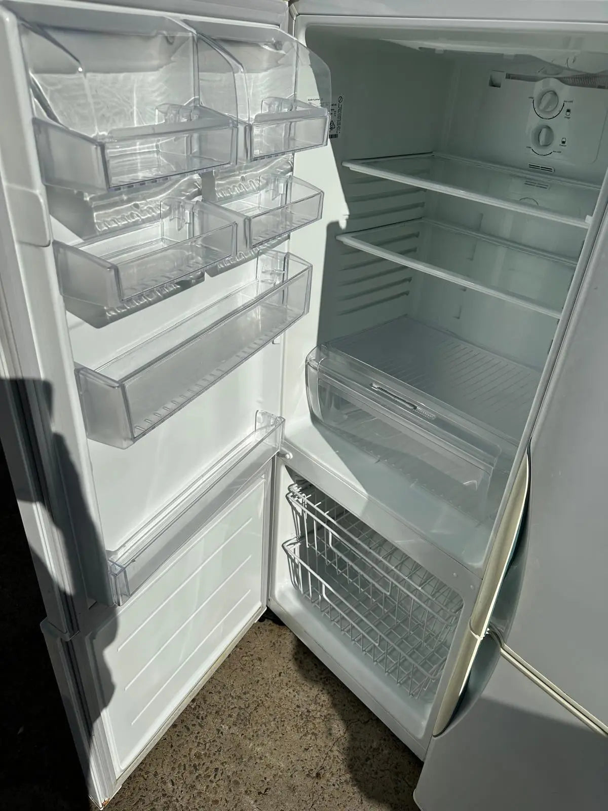 Refurbished Kelvinator 380L Fridge Freezer | SYDNEY