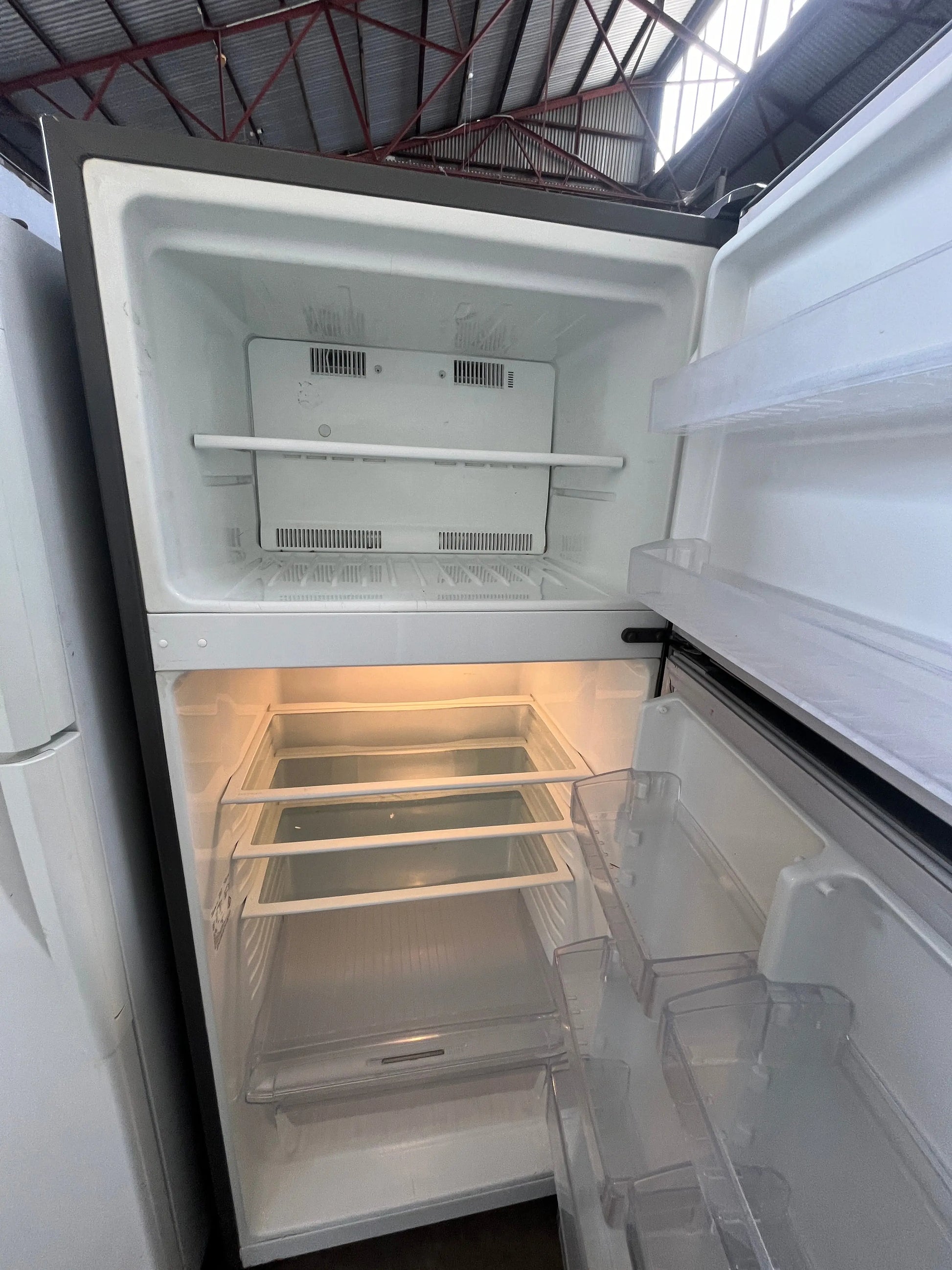 Refurbished Kelvinator 390L Fridge freezer KTM3900MB -R*7 | ADELAIDE