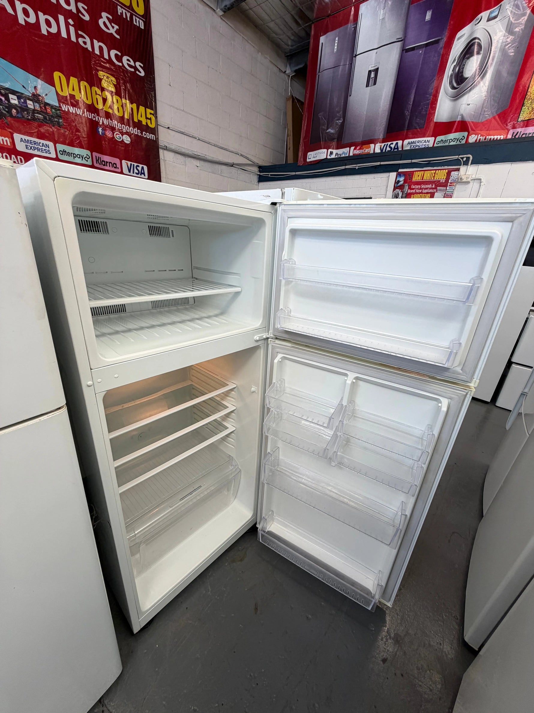 Refurbished Kelvinator 400 ltr top mount fridge freezer