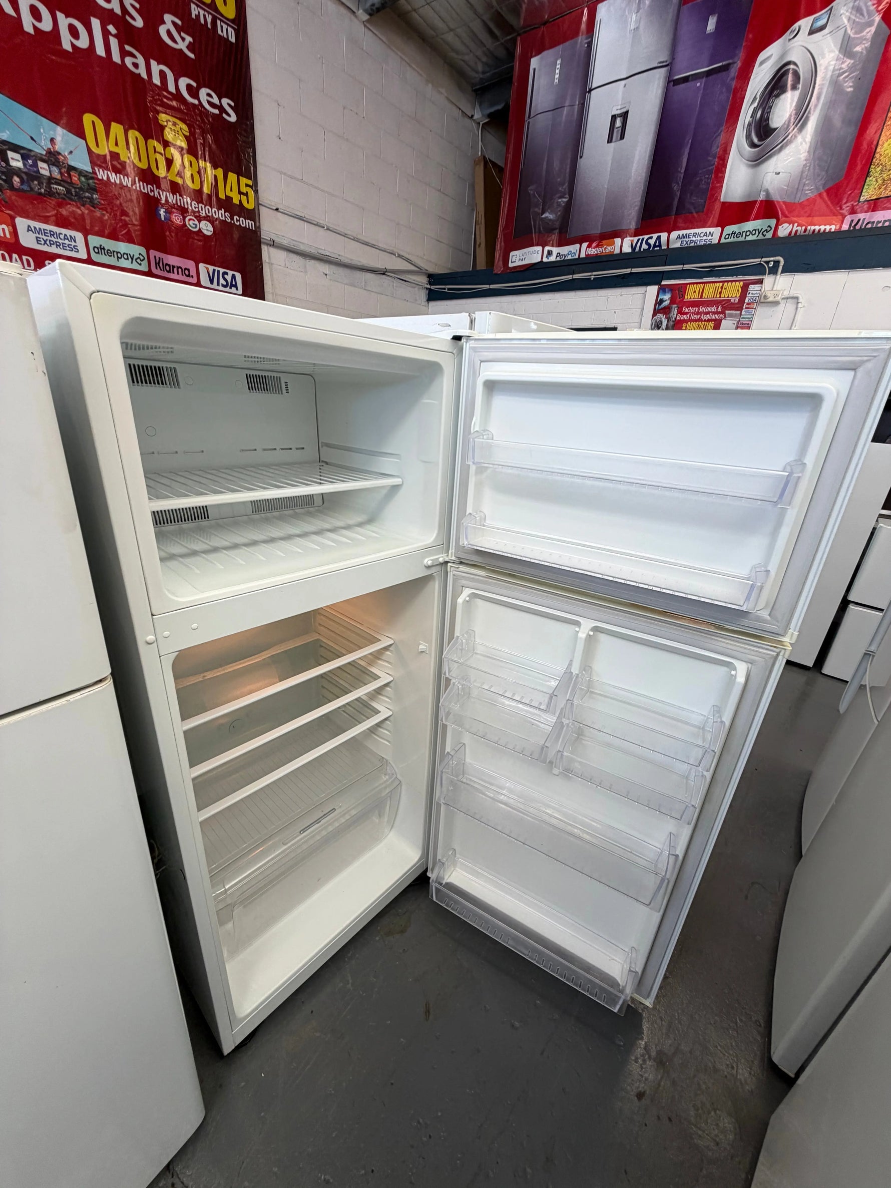 Refurbished Kelvinator 400 ltr top mount fridge freezer