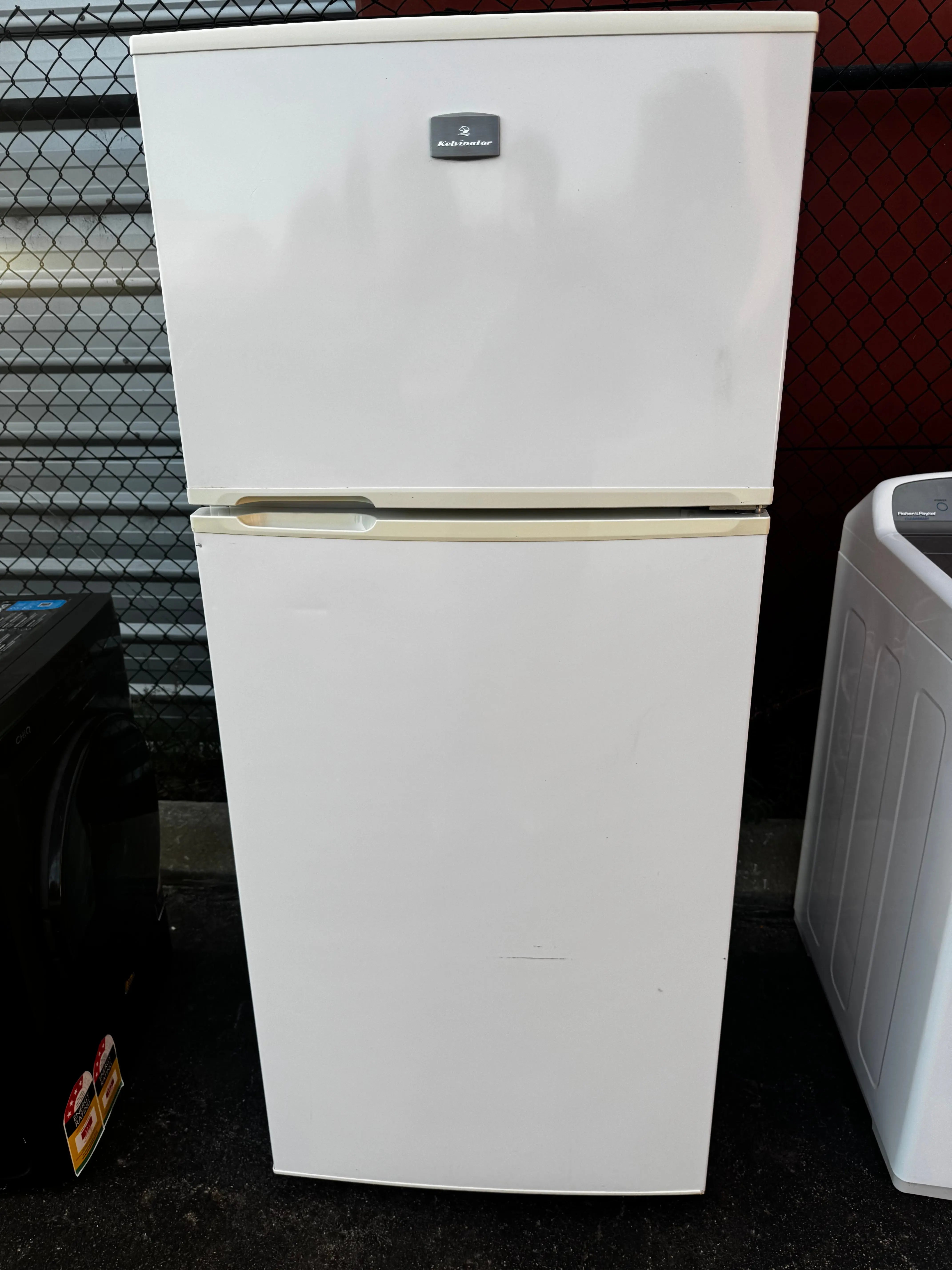 Refurbished Kelvinator 420 litres fridge freezer | PERTH