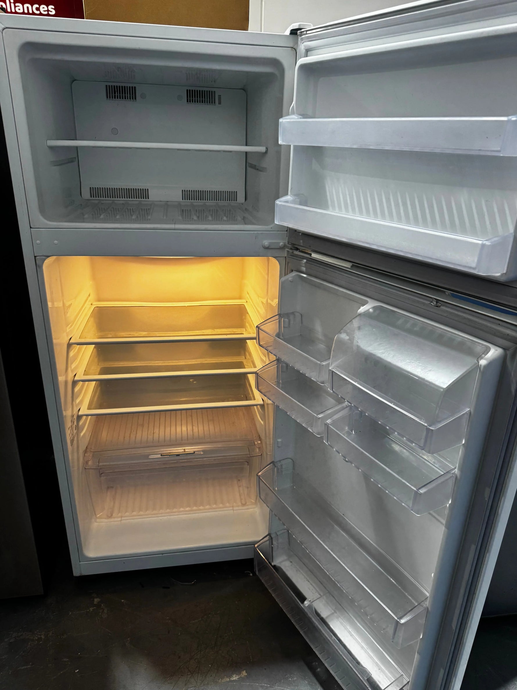 Refurbished Kelvinator 420 litres fridge freezer | PERTH