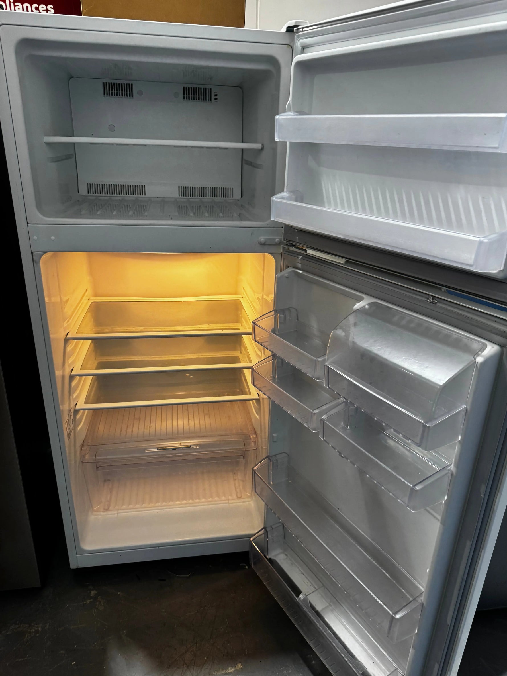 Refurbished Kelvinator 420 litres fridge freezer | PERTH