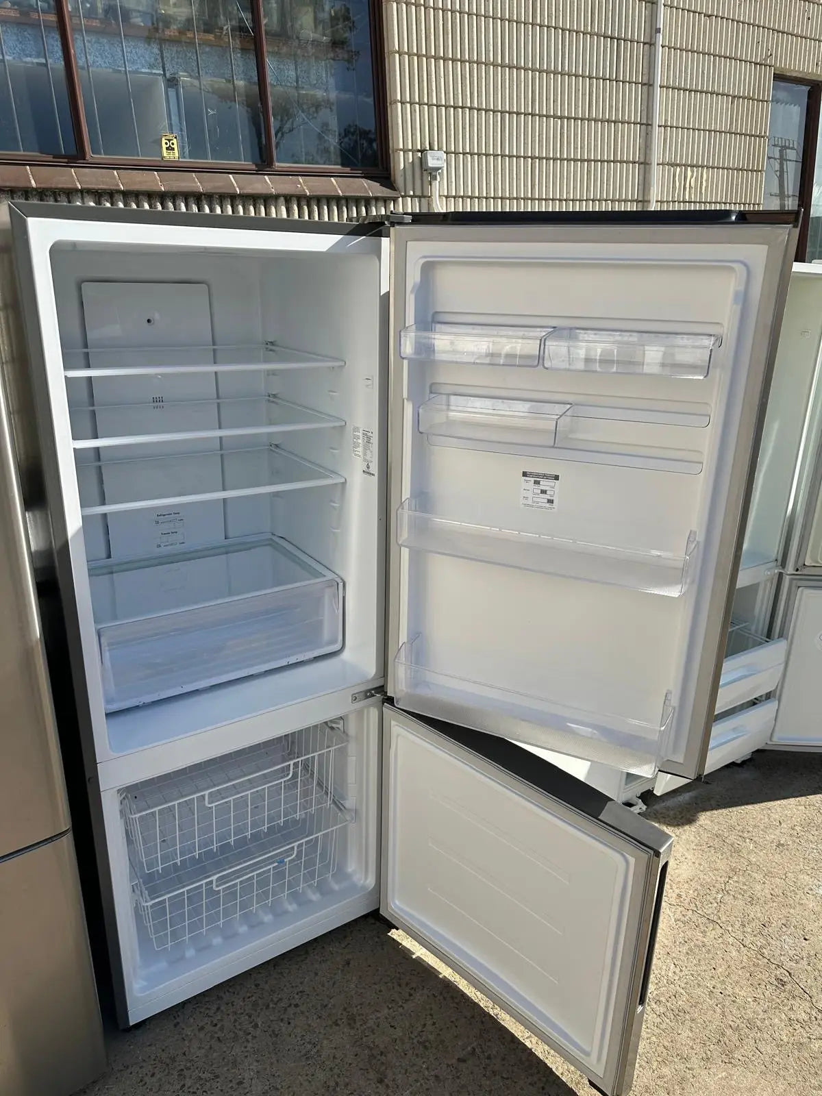 Refurbished Kelvinator 450L Fridge Freezer | SYDNEY