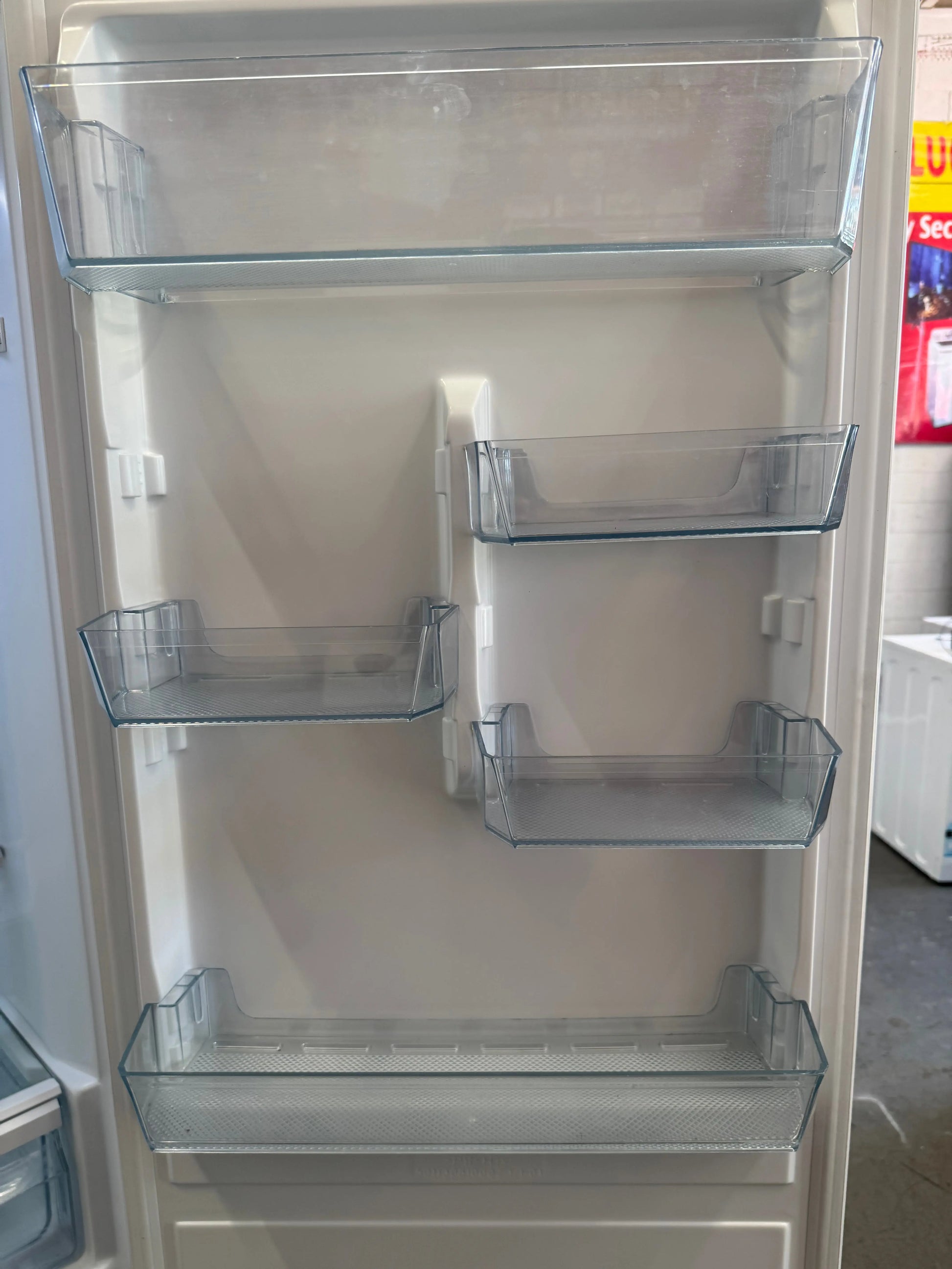 Refurbished Kogan fridge freezer 323 litres | SYDNEY