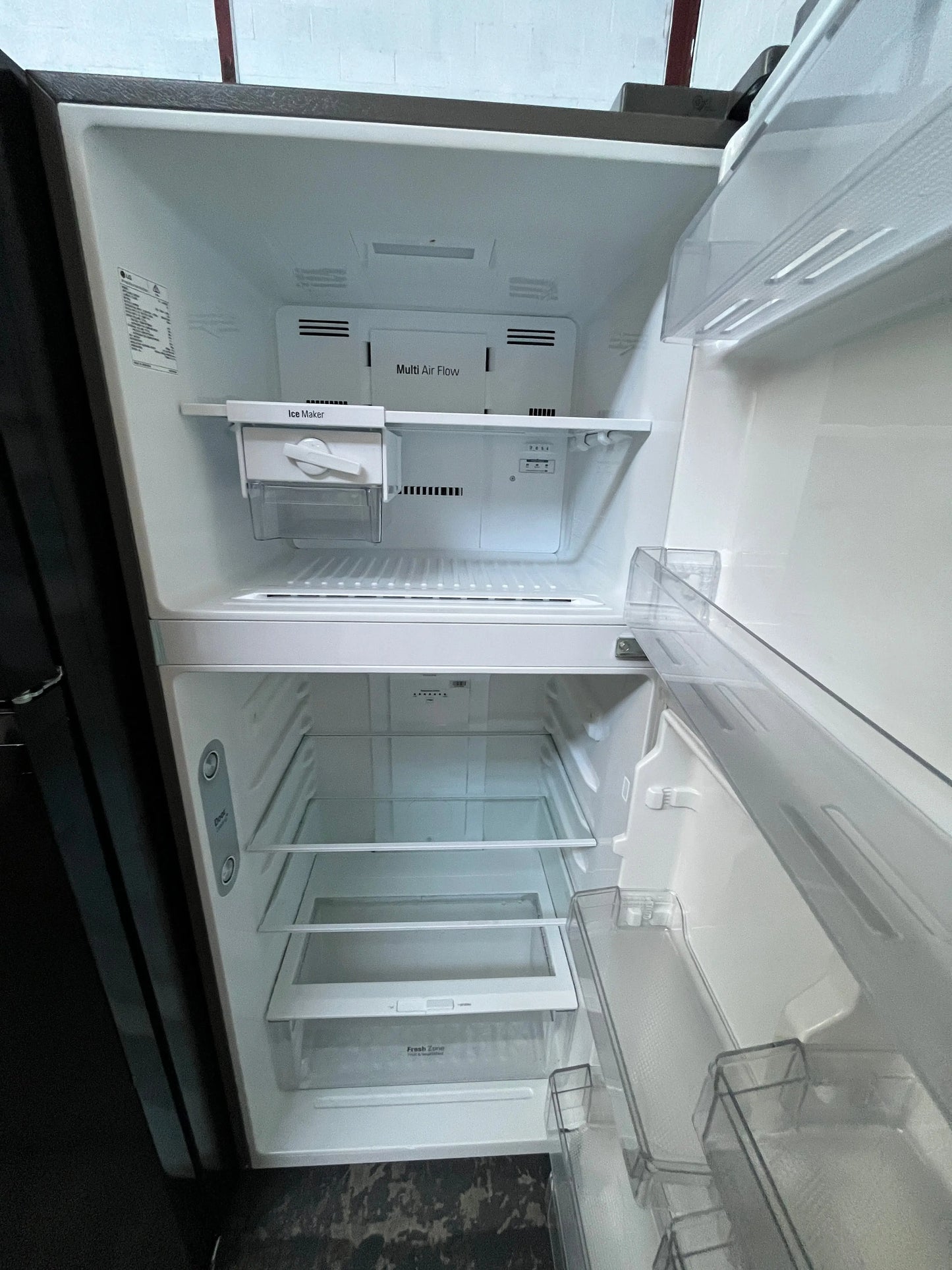 Refurbished LG 442L Refrigerator-Freezer Combo - White | ADELAIDE