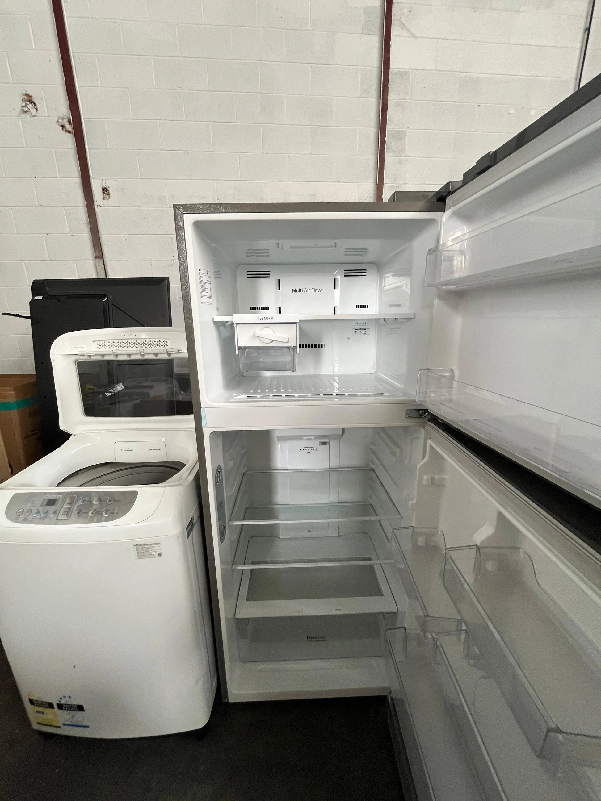 Refurbished LG 442L Refrigerator-Freezer + Samsung 6.5kg Top Load Washer Combo | ADELAIDE