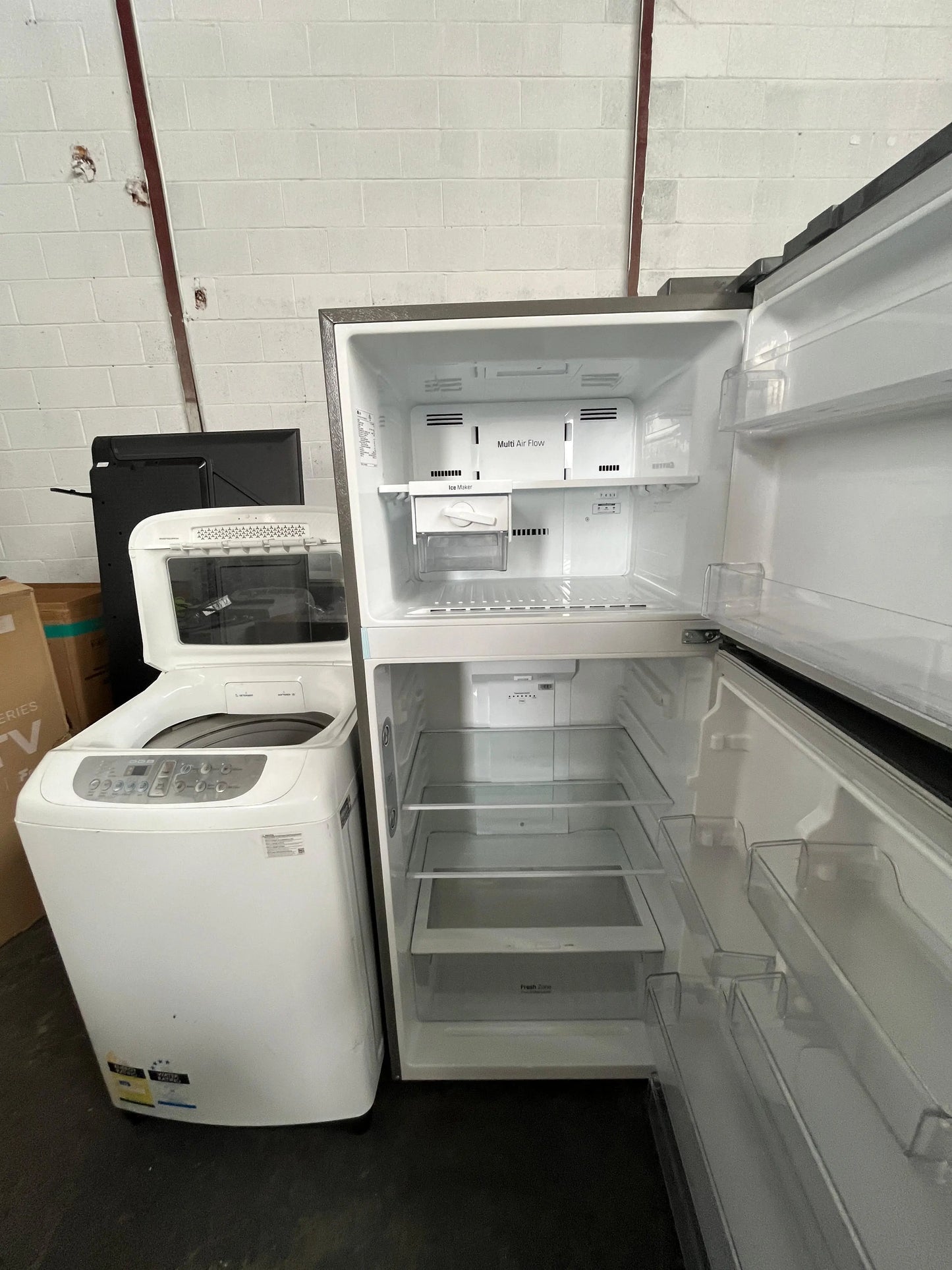 Refurbished LG 442L Refrigerator-Freezer + Samsung 6.5kg Top Load Washer Combo | ADELAIDE