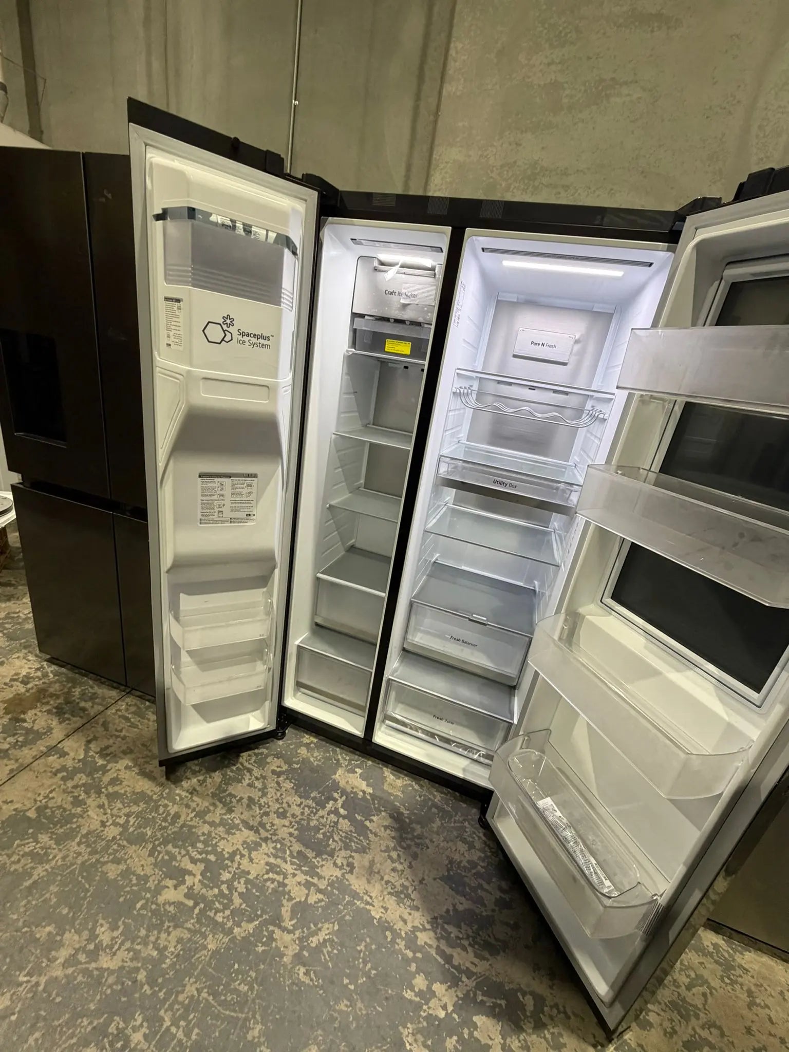 Refurbished LG 635L Fridge Freezer