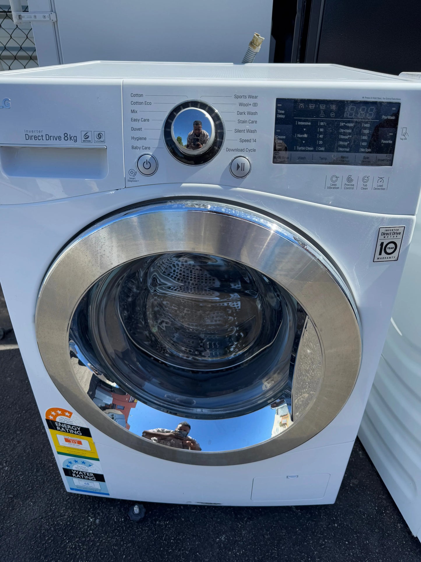 Refurbished LG8 kg washing machine | PERTH