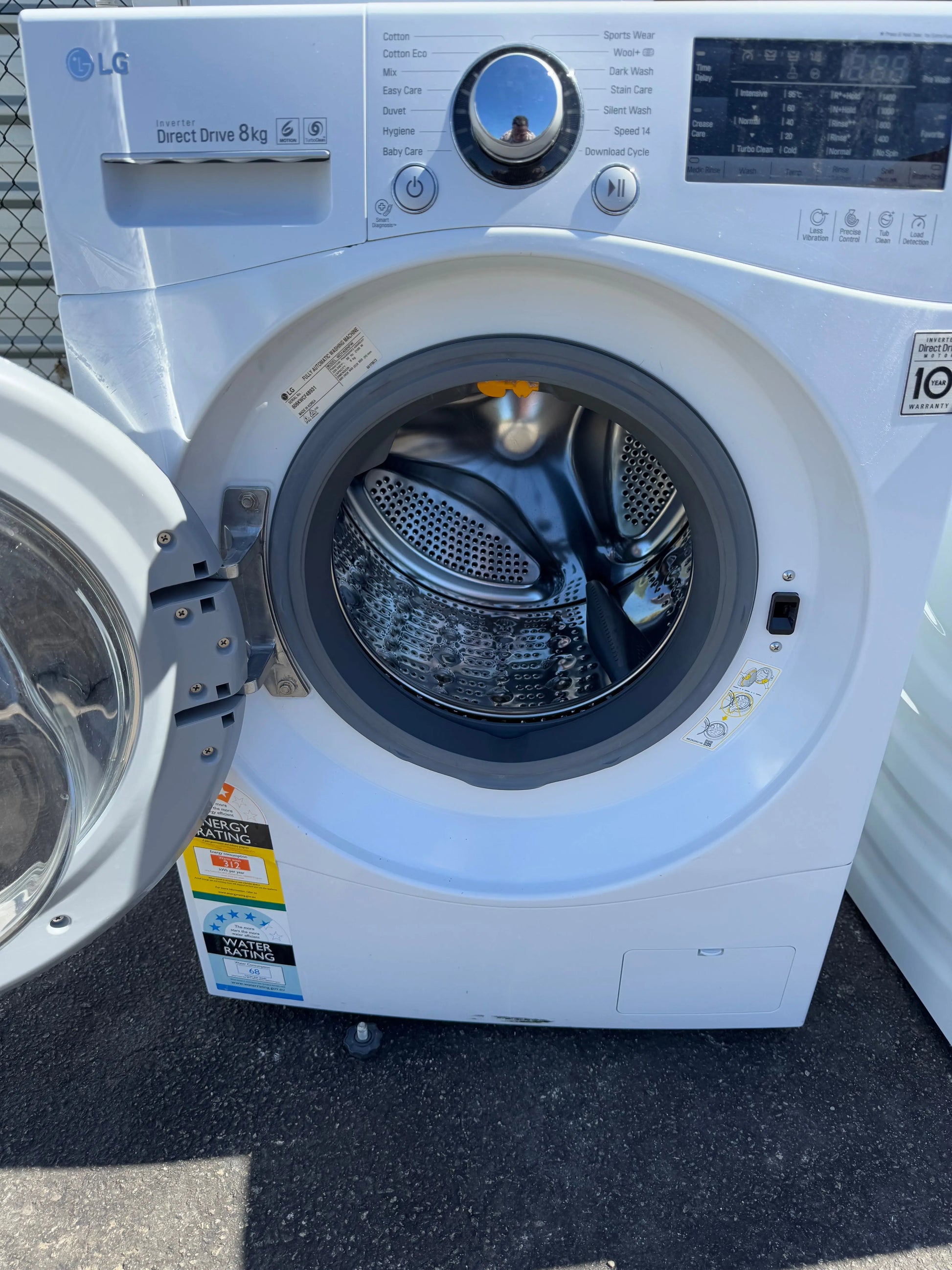 Refurbished LG8 kg washing machine | PERTH