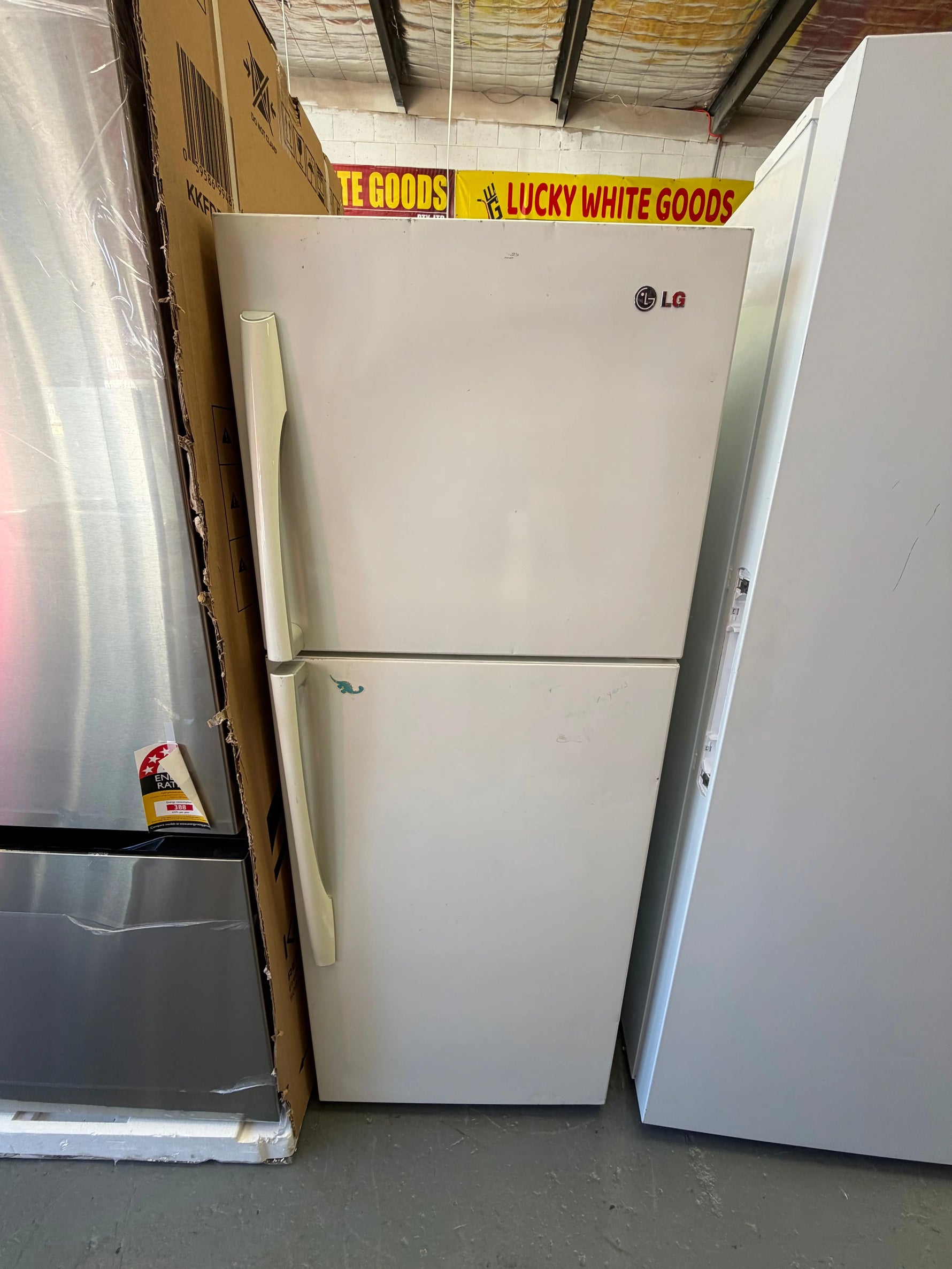 Refurbished Lg 222 ltr top mount fridge freezer | SYDNEY