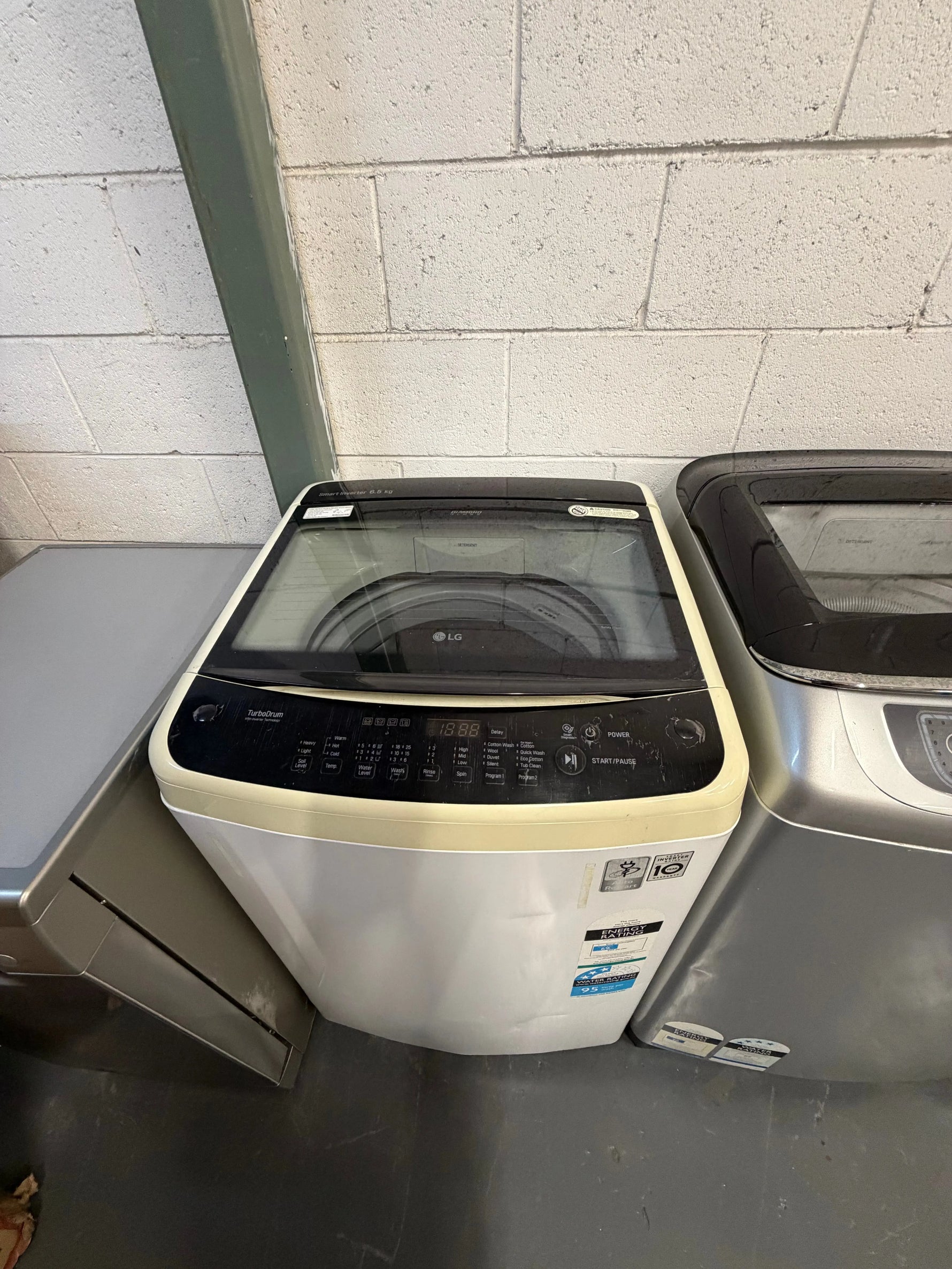 Refurbished Lg 7.5 kg top loader washer