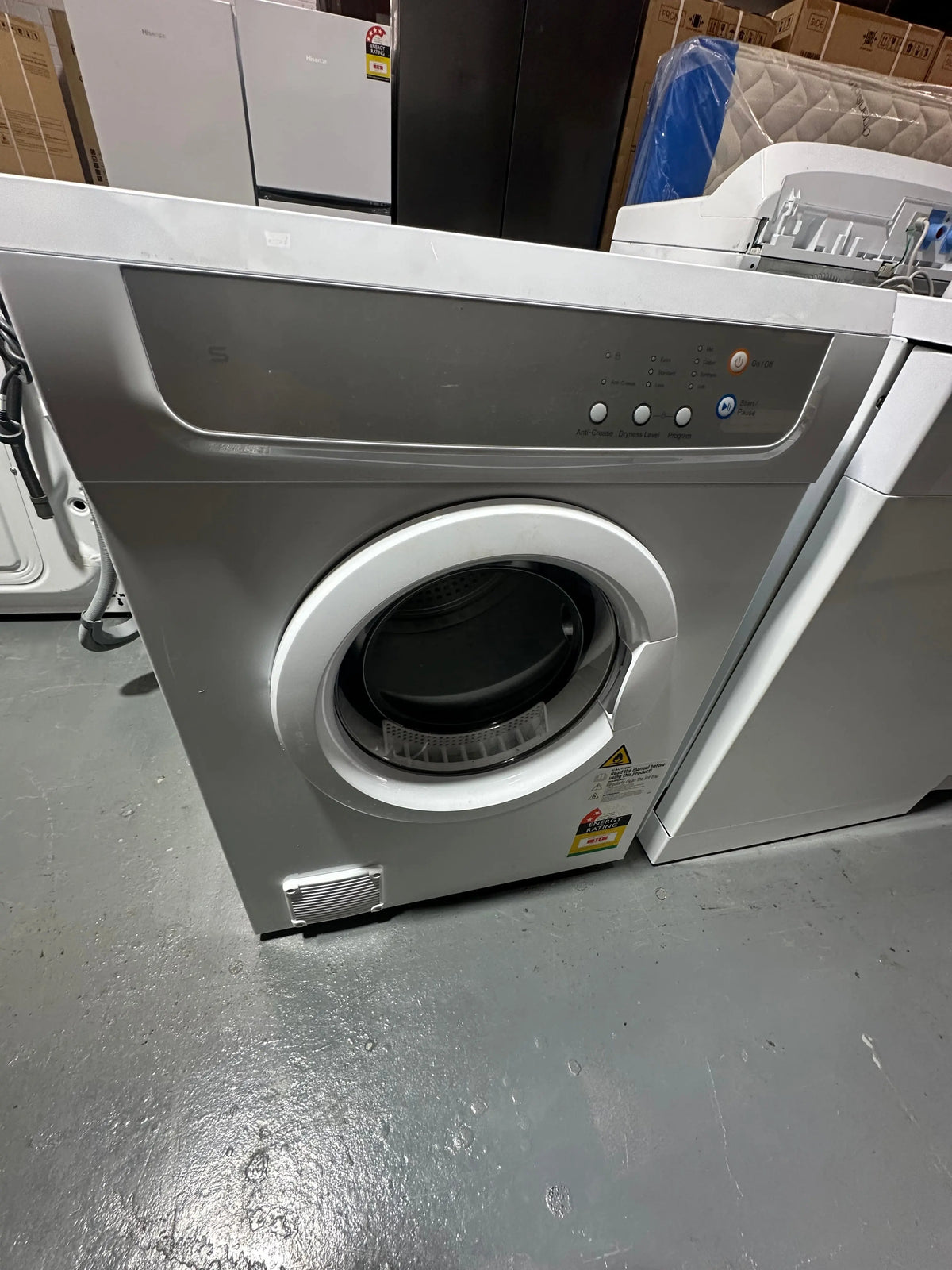 Refurbished Lg 8.5 kg top loader washer & Seiki 7 kg dryer | SYDNEY