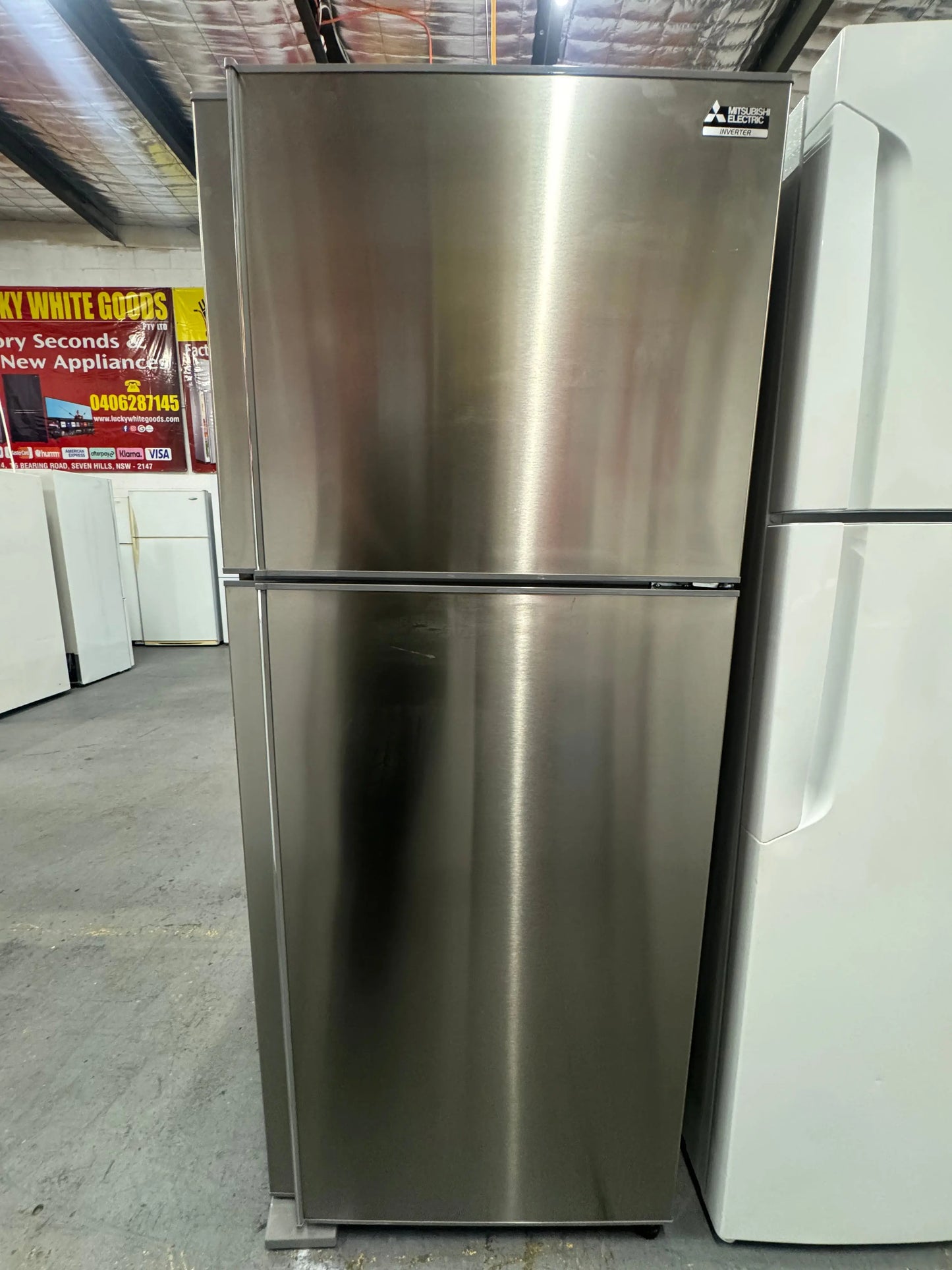 Refurbished Mitsubishi fridge freezer 420 L | SYDNEY