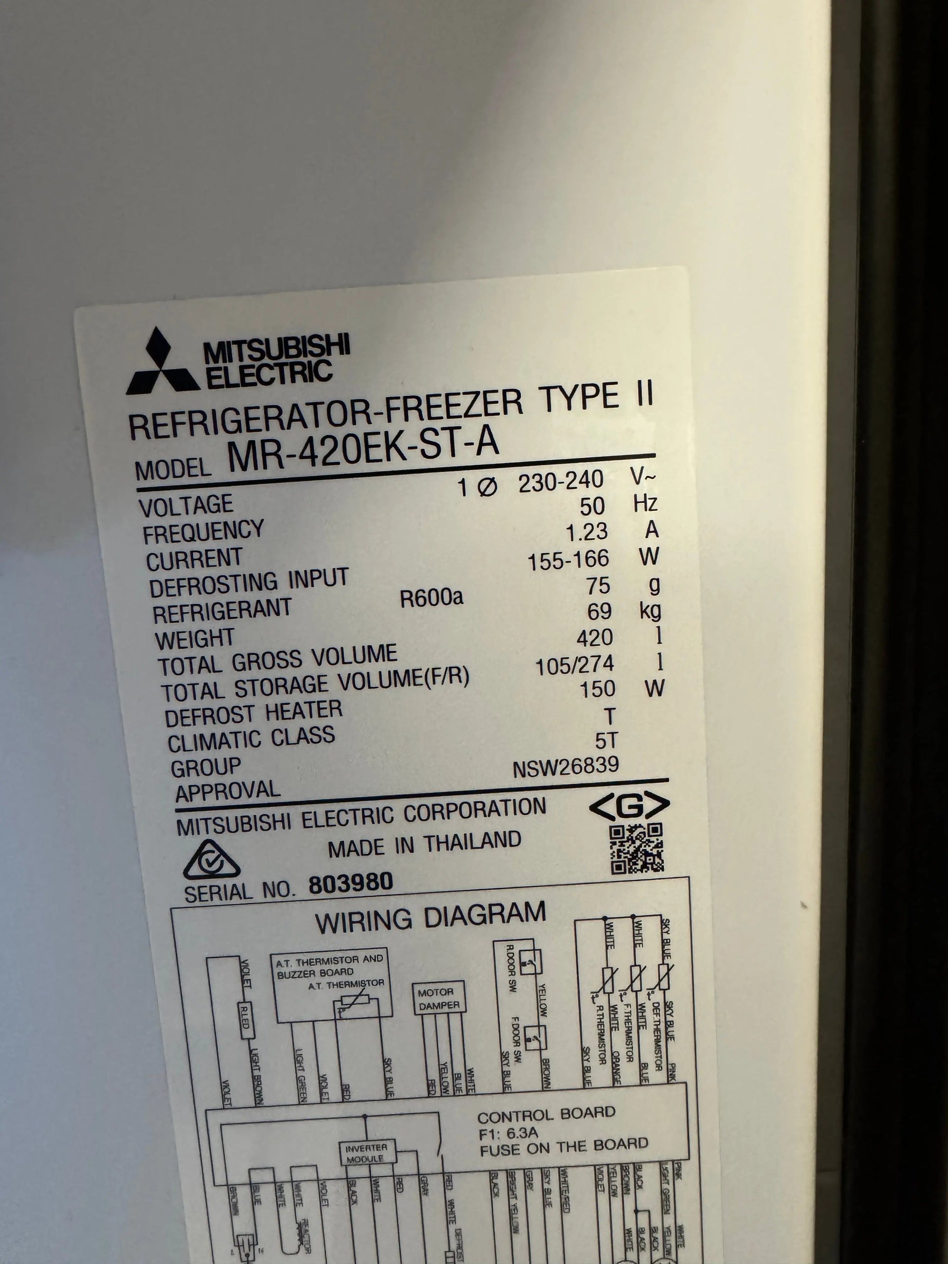 Refurbished Mitsubishi fridge freezer 420 L | SYDNEY