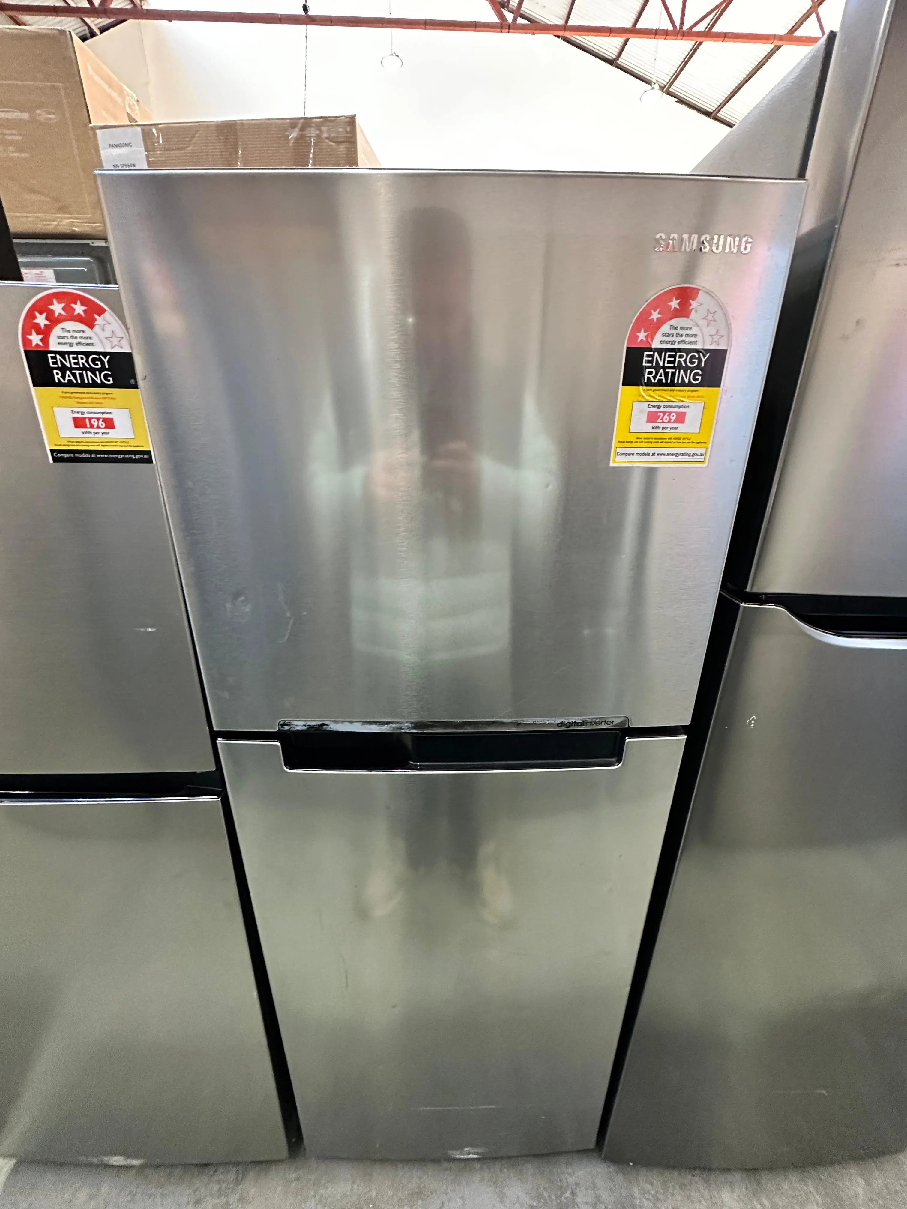 Refurbished Samsung 255L Top Mount Fridge Freezer | ADELAIDE