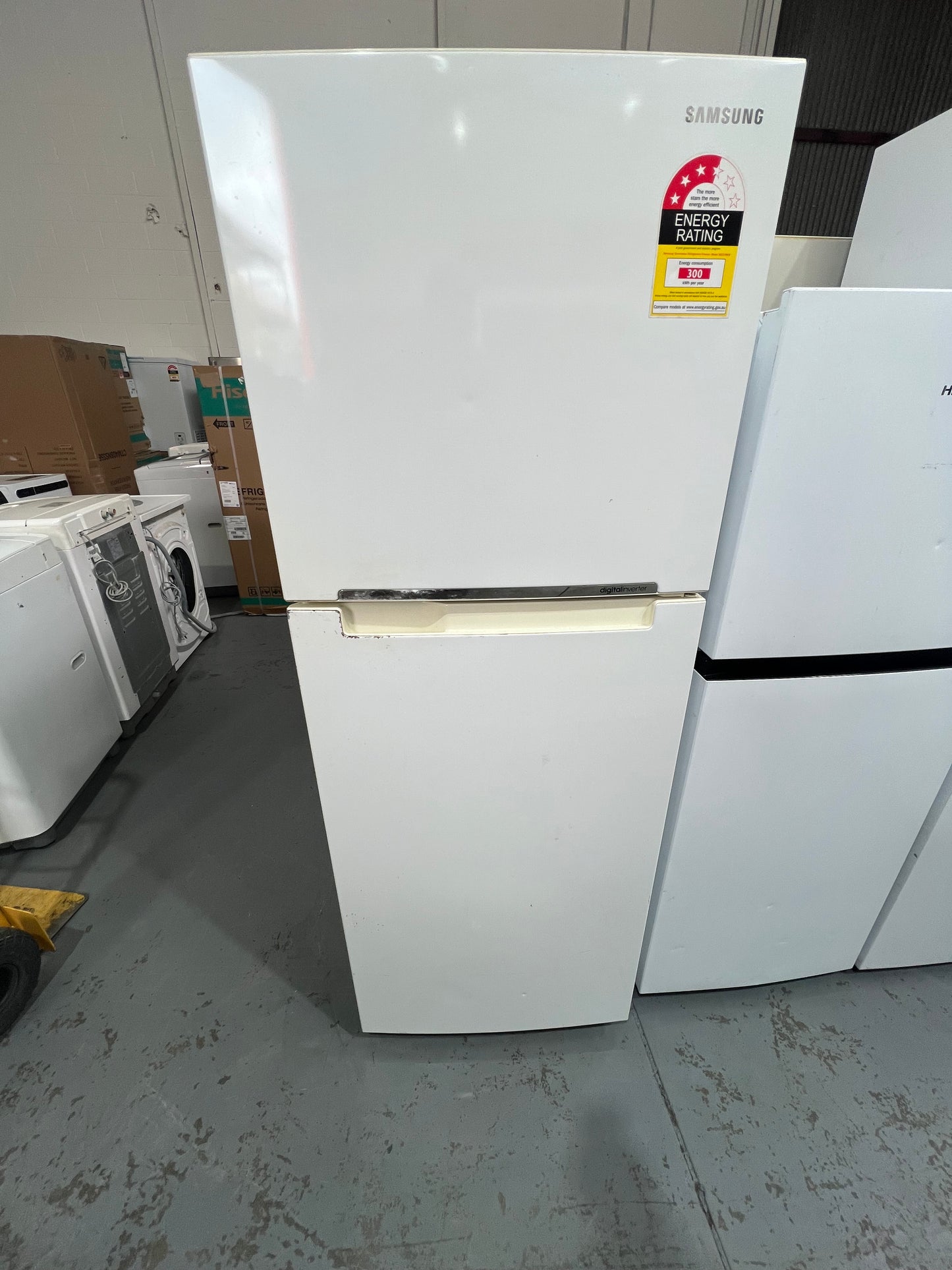 Refurbished Samsung 320 Litres Fridge Freezer | ADELAIDE