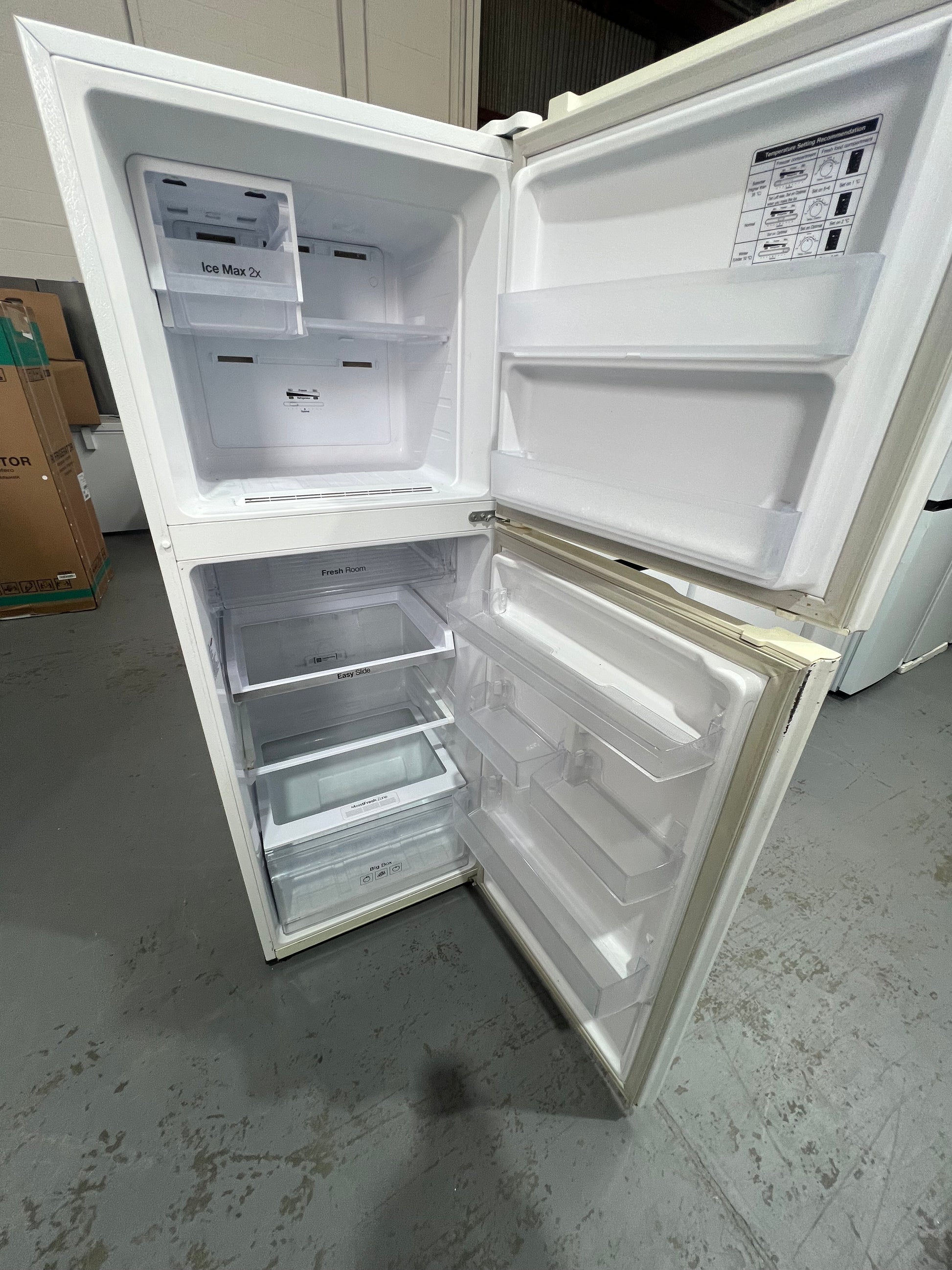 Refurbished Samsung 320 Litres Fridge Freezer | ADELAIDE