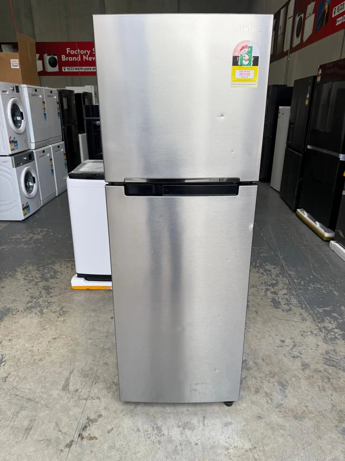 Refurbished Samsung 341L Fridge Freezer | MELBOURNE