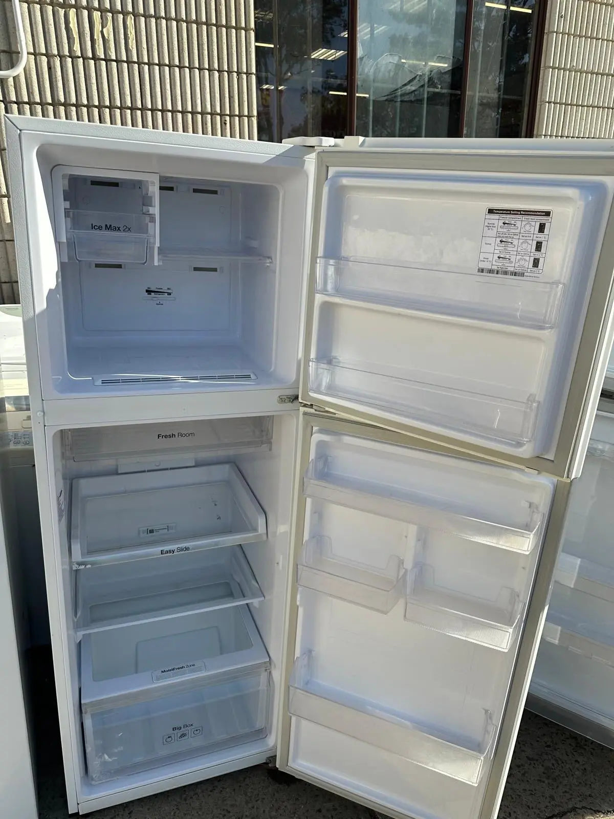 Refurbished Samsung 349L Fridge Freezer | SYDNEY