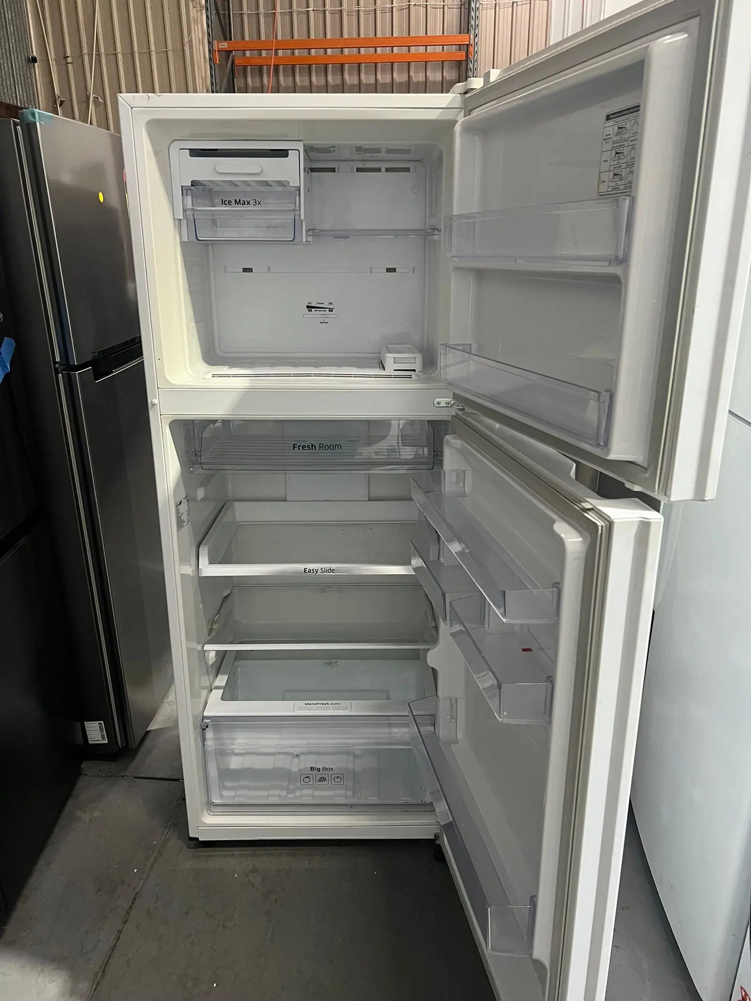 Refurbished Samsung 392 Litres Fridge Freezer | ADELAIDE