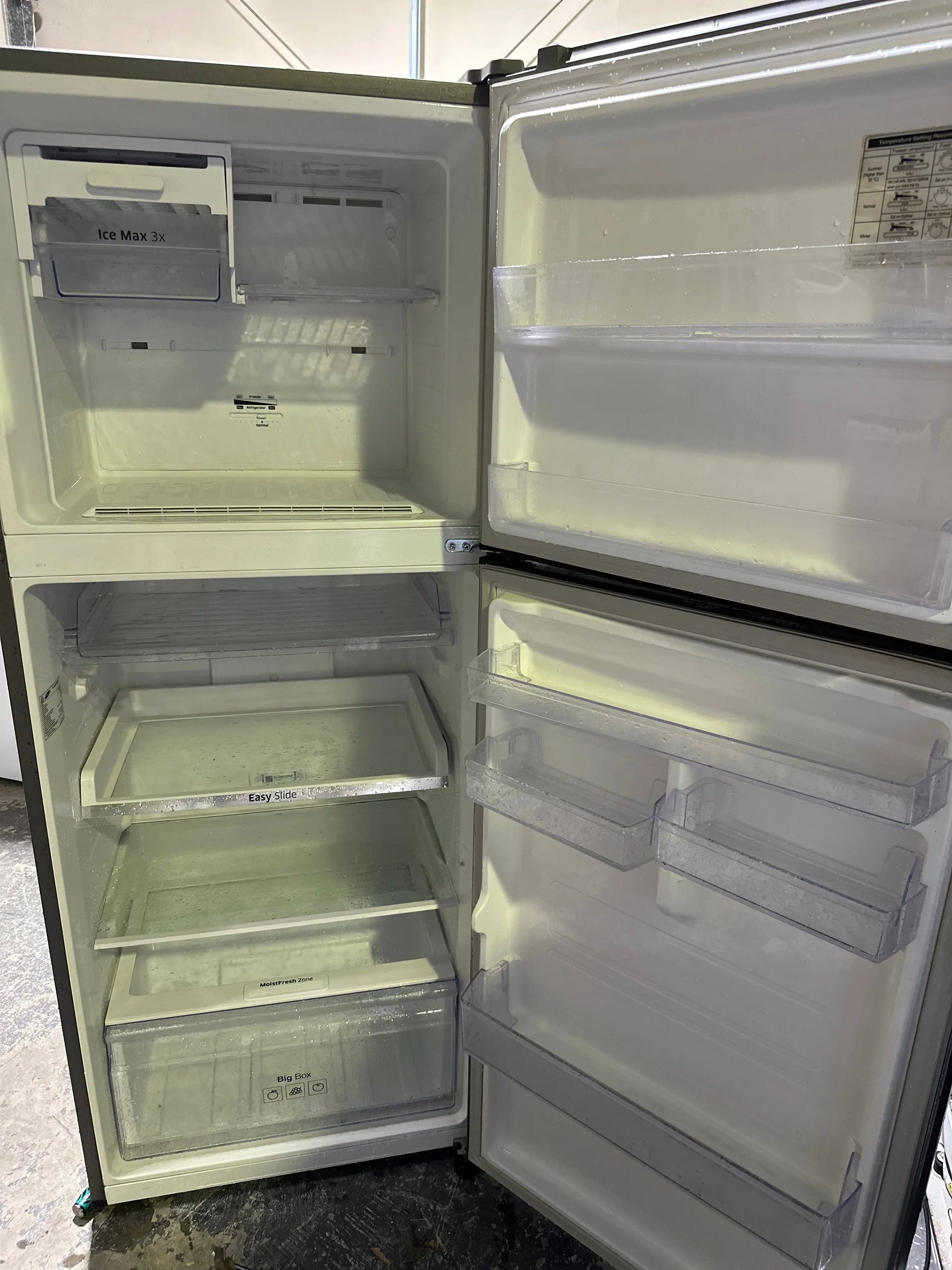 Refurbished Samsung 393 litres fridge freezer | BRISBANE