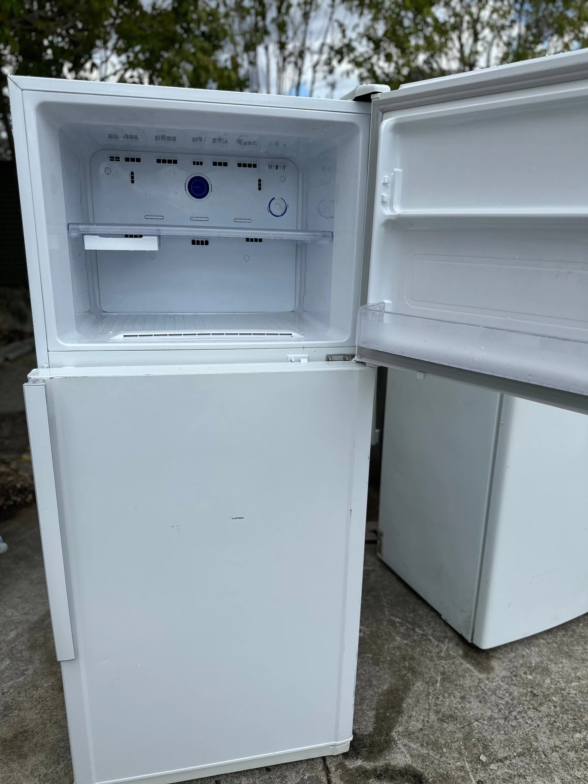 Refurbished Samsung 419 litres fridge freezer | BRISBANE