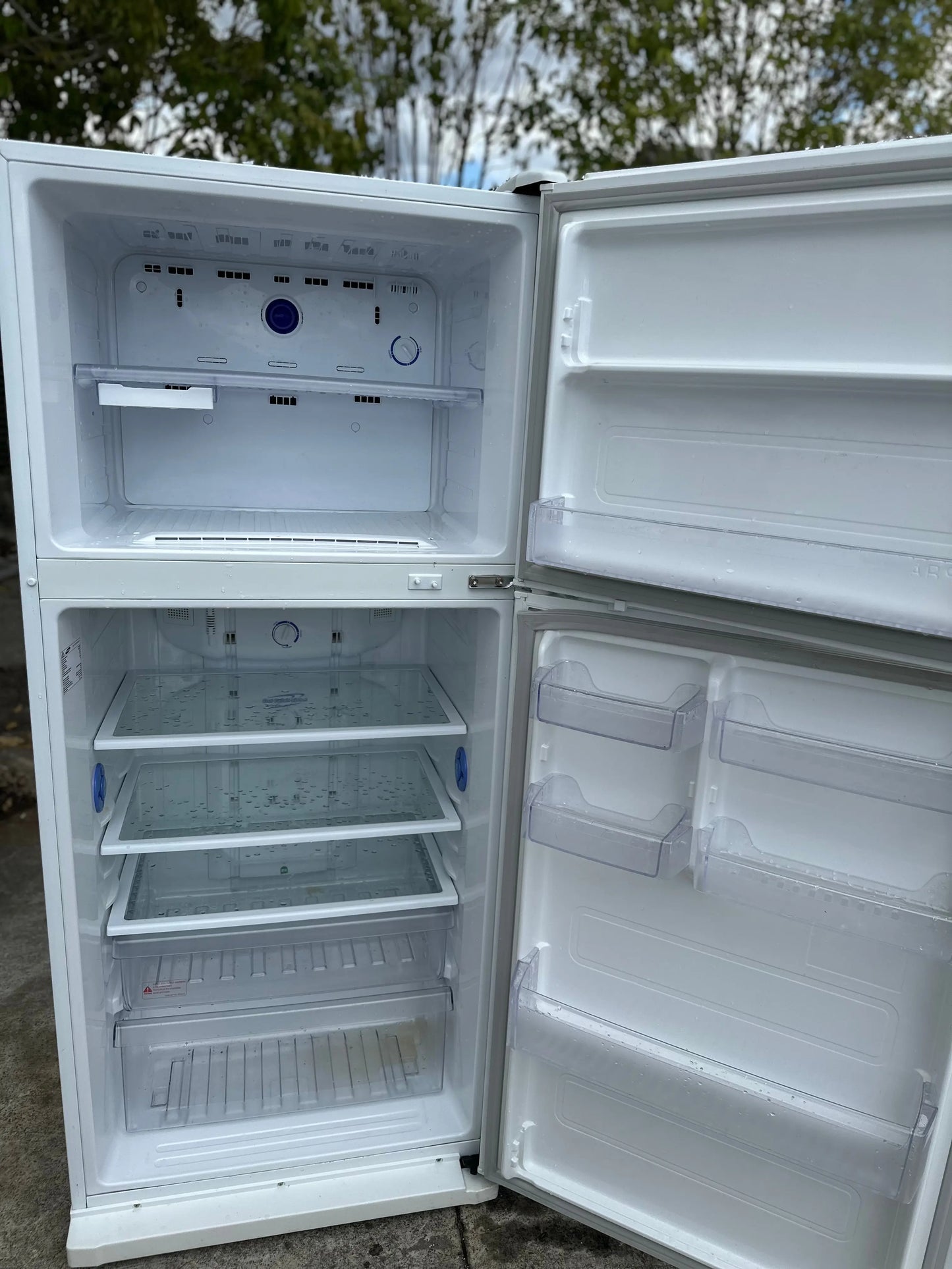 Refurbished Samsung 419 litres fridge freezer | BRISBANE