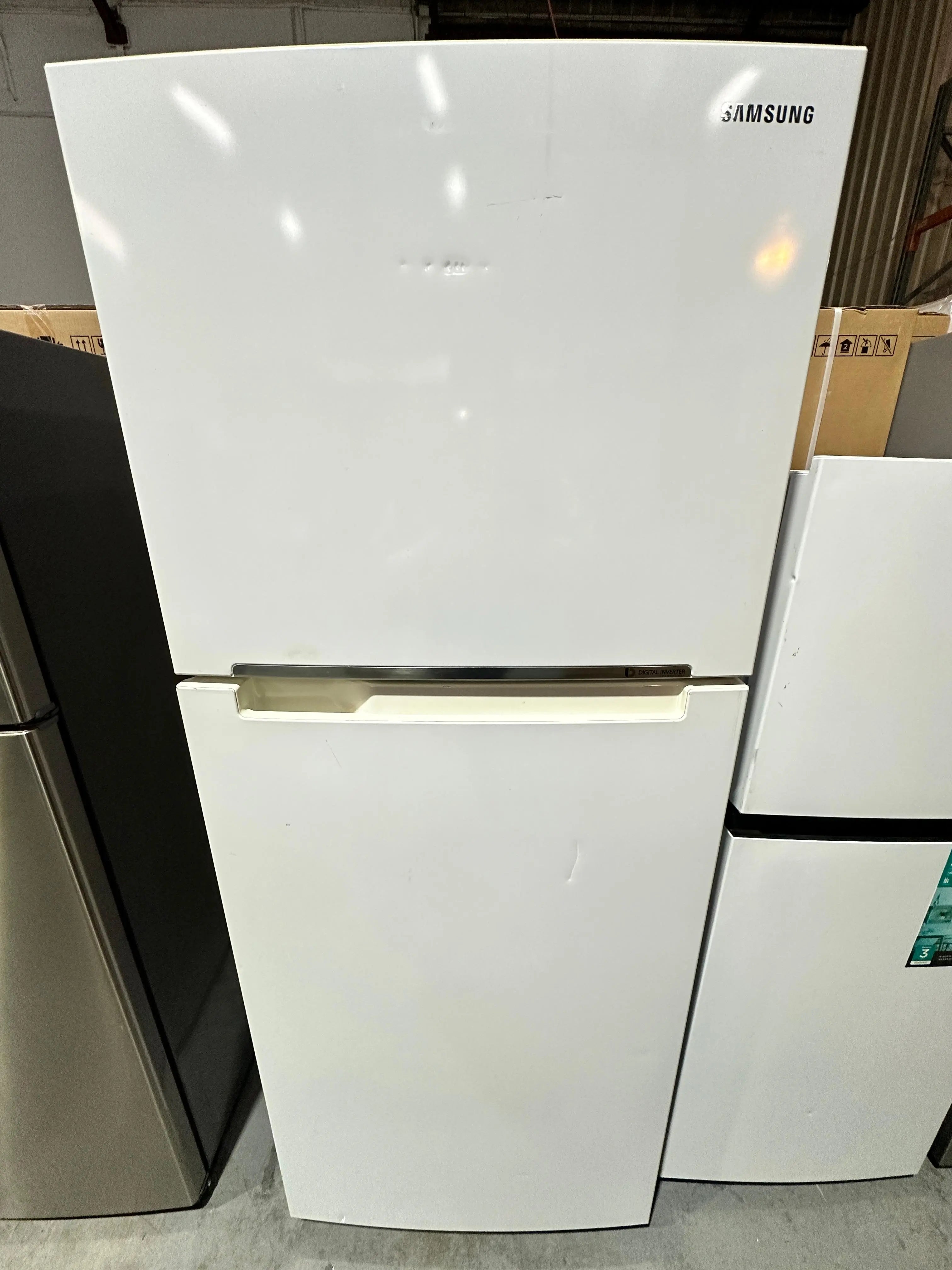 Refurbished Samsung 440L Top Mount Fridge Freezer | ADELAIDE