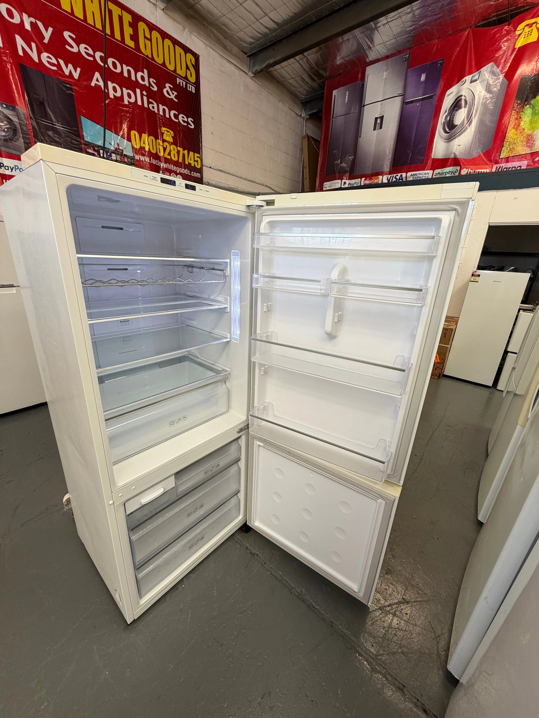 Refurbished Samsung 450 ltr bottom mount fridge freezer