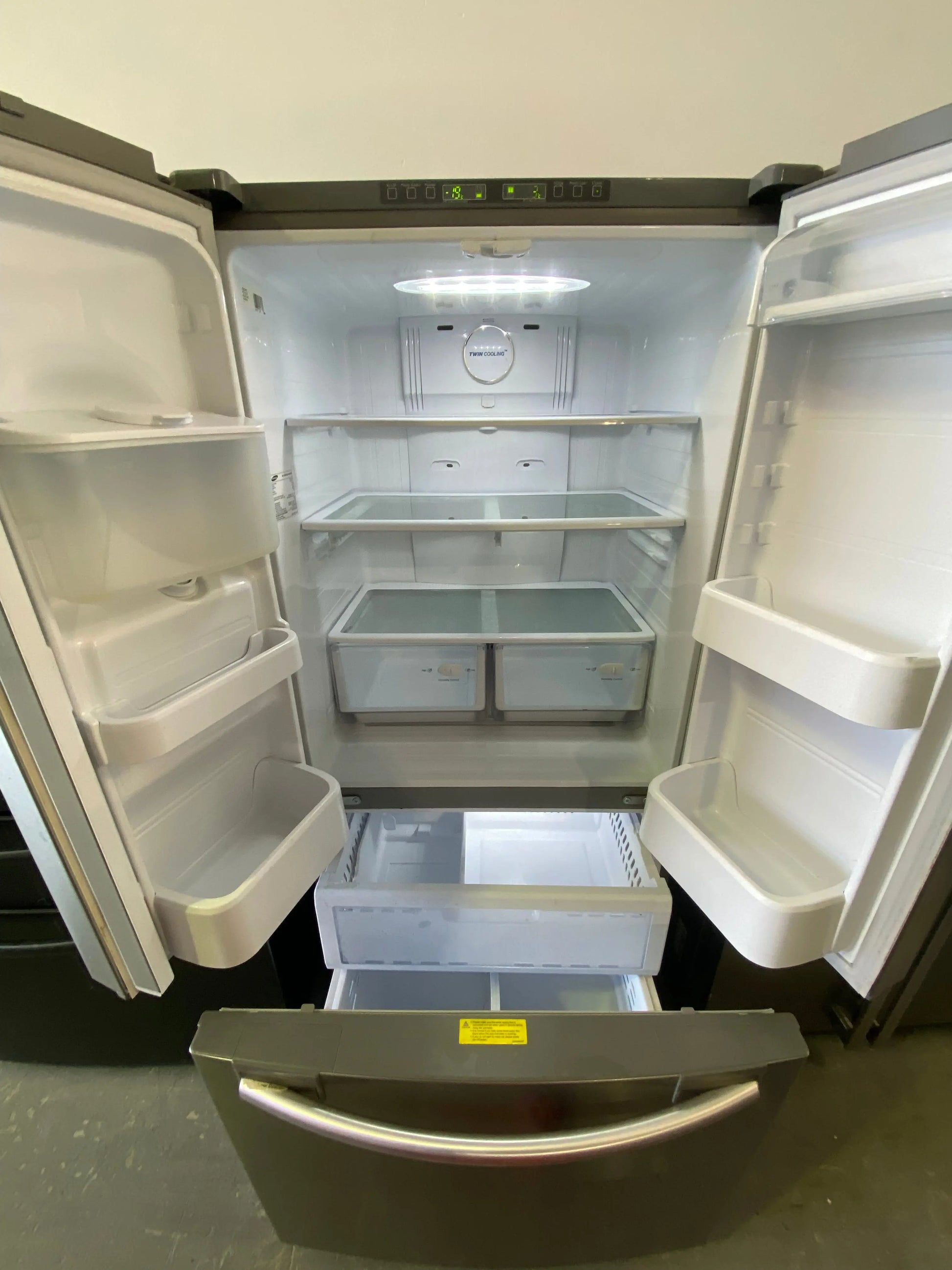 Refurbished Samsung 579 Litres Fridge Freezer | PERTH