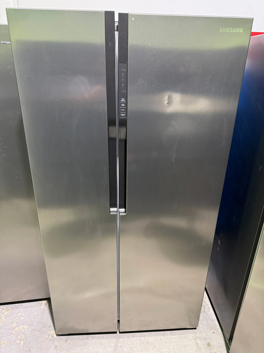 Refurbished Samsung 584 litres fridge freezer | PERTH